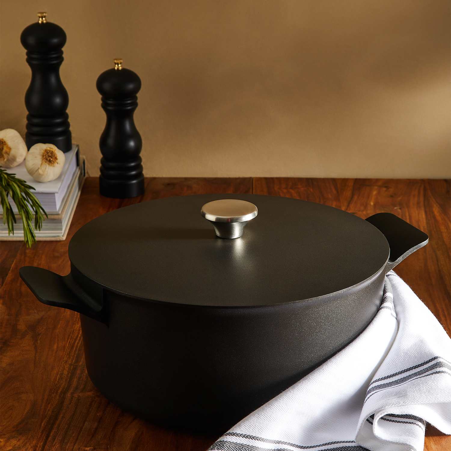 M&S Cast Aluminium 7L Casserole Dish - Charcoal