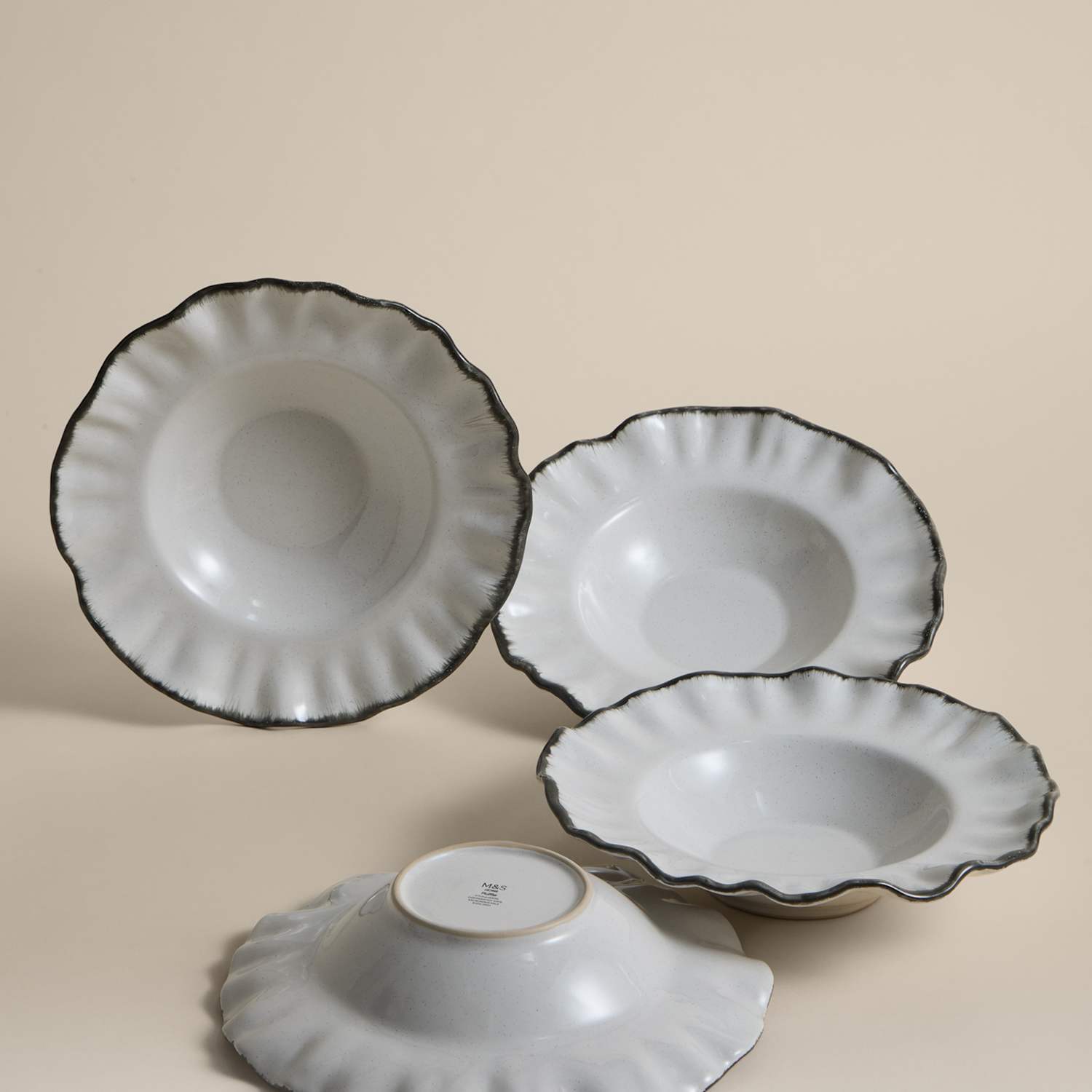 M&S Set of 4 Ruffle Stoneware Pasta Bowls - Cream Mix