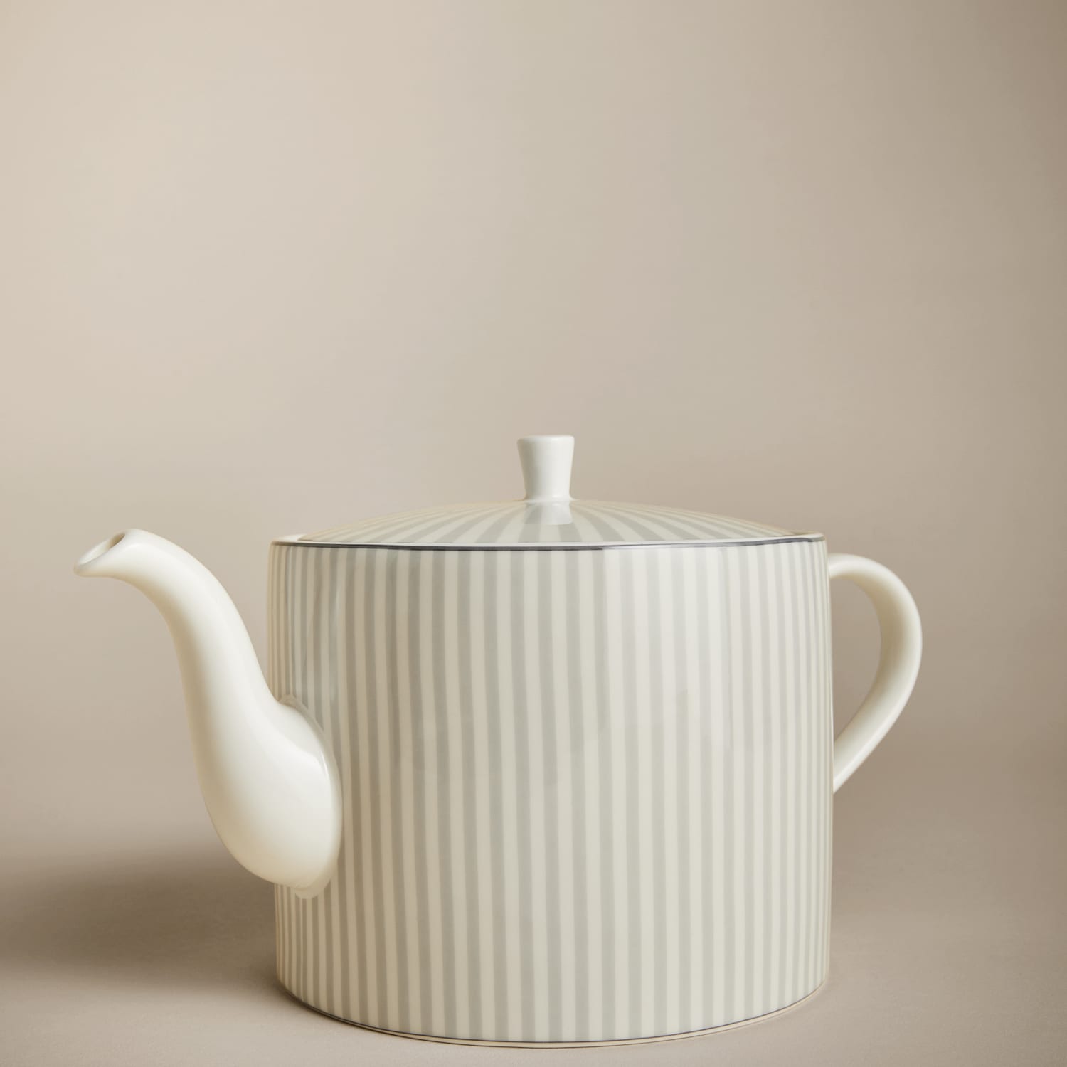 M&S Hampton Teapot - Grey