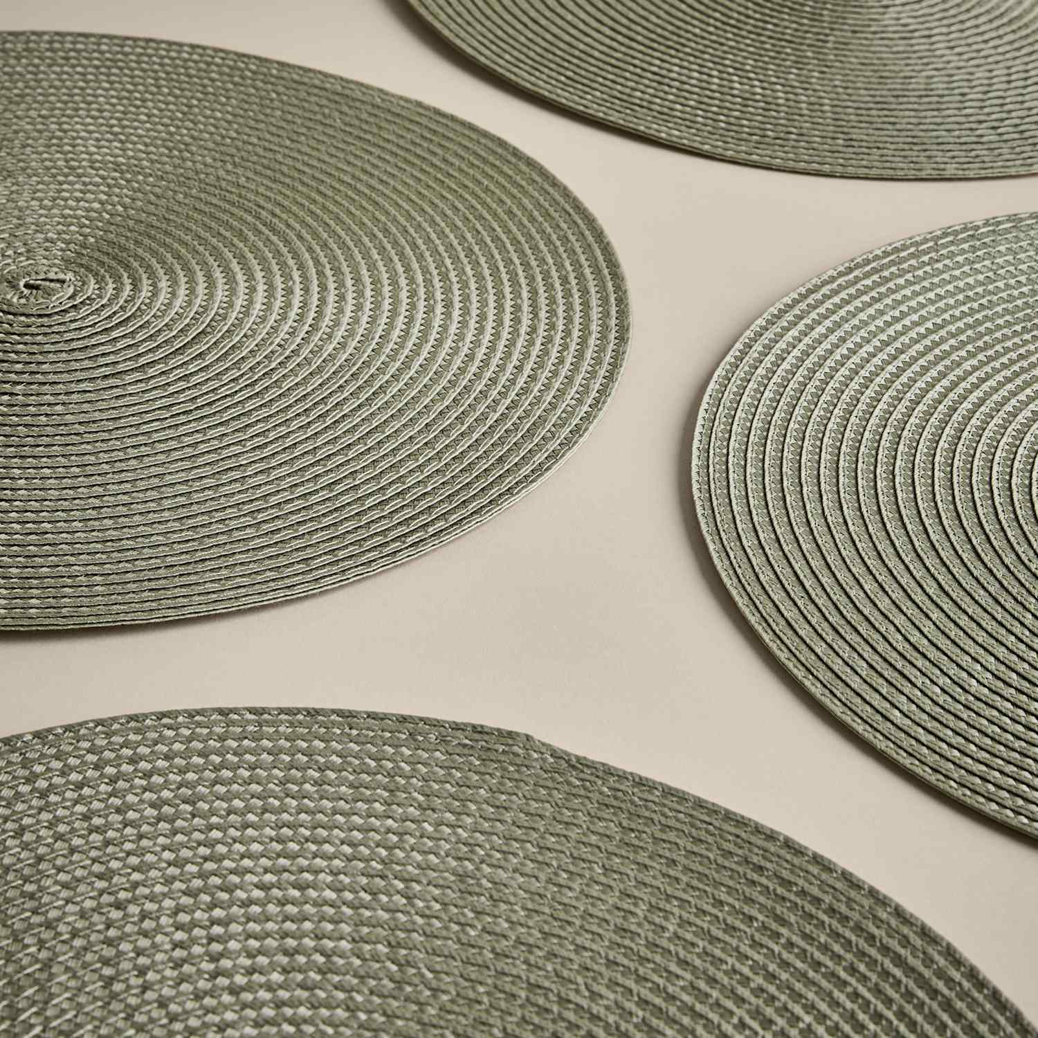M&S Set of 4 Round Woven Placemats - Sage
