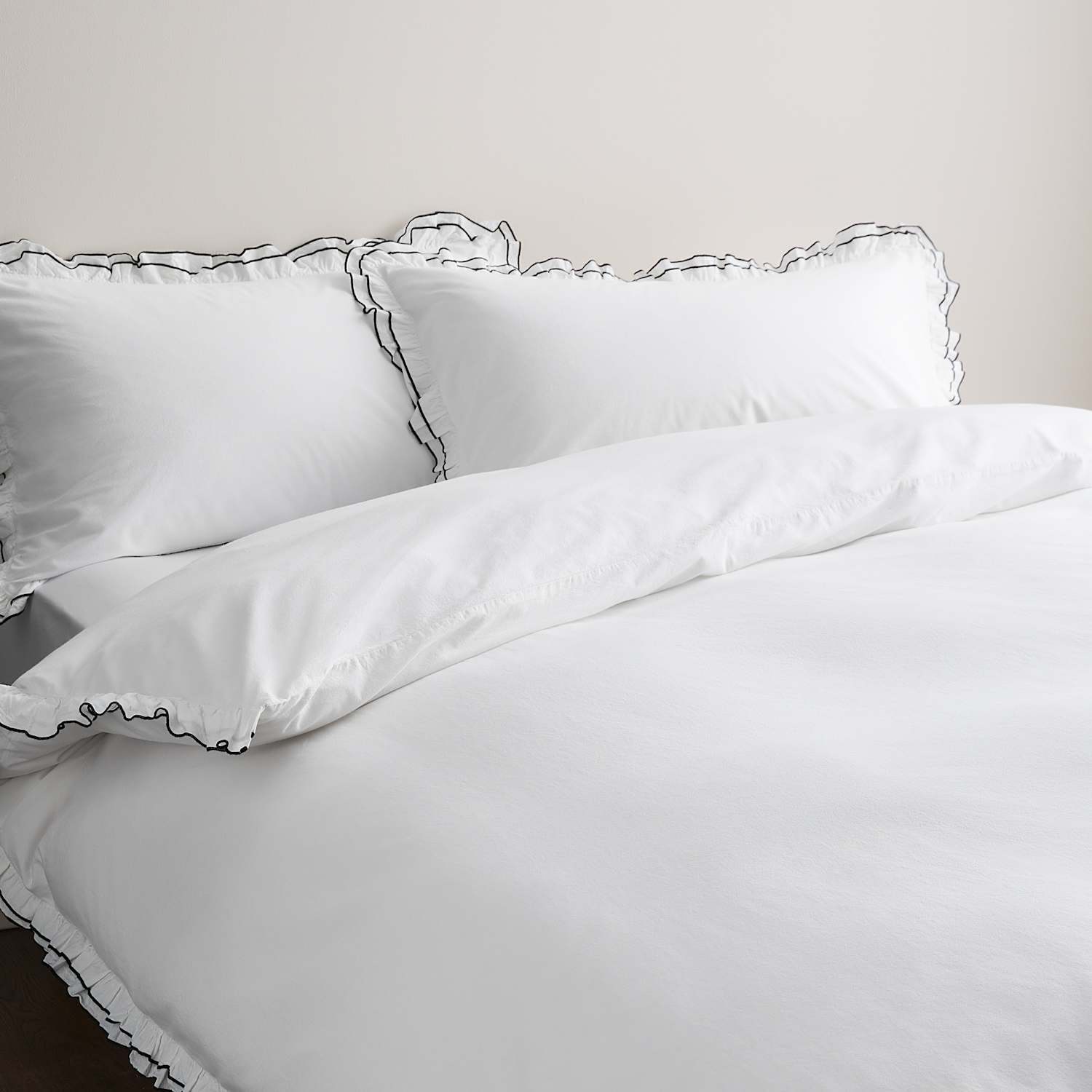 M&S Pure Cotton Contrast Double Ruffle Bedding Set - Double (4 ft 6) - Black Mix
