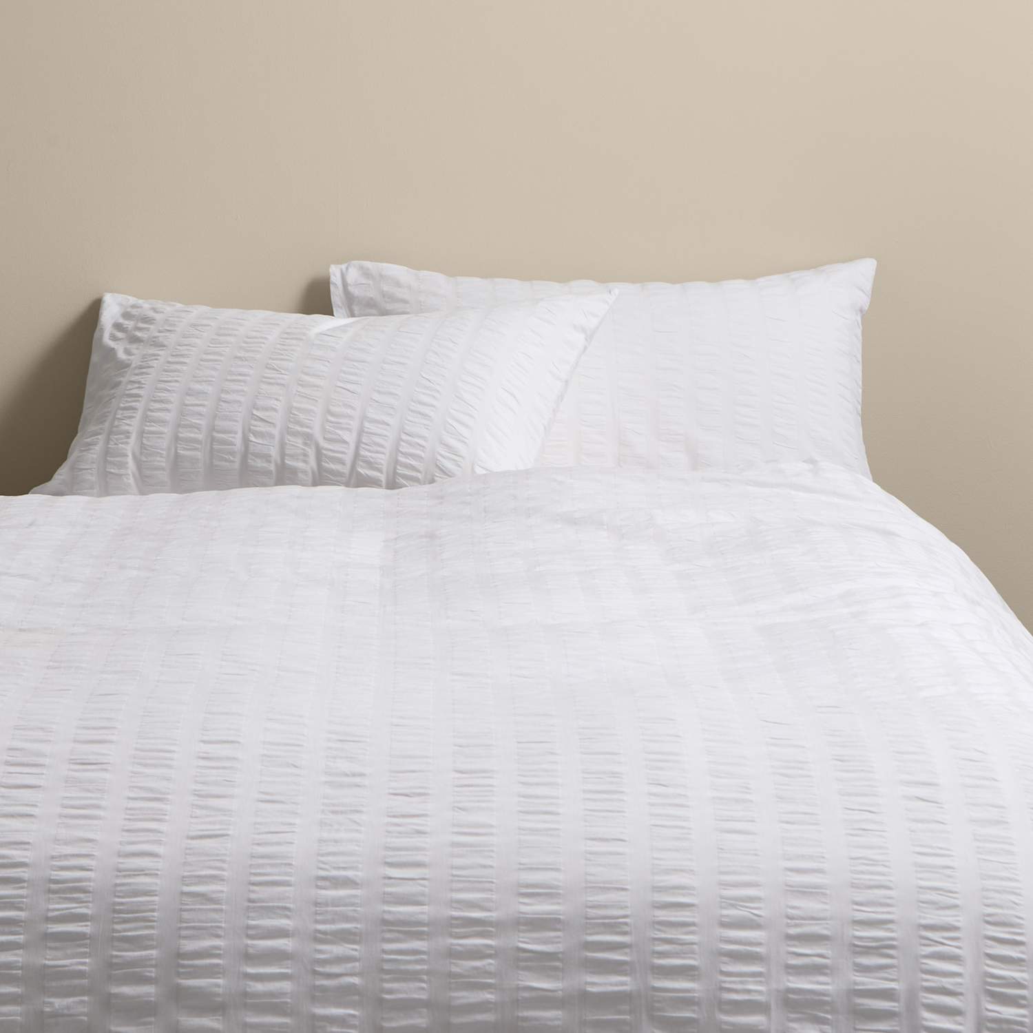 M&S Pure Cotton Seersucker Bedding Set - Double (4 ft 6) - White