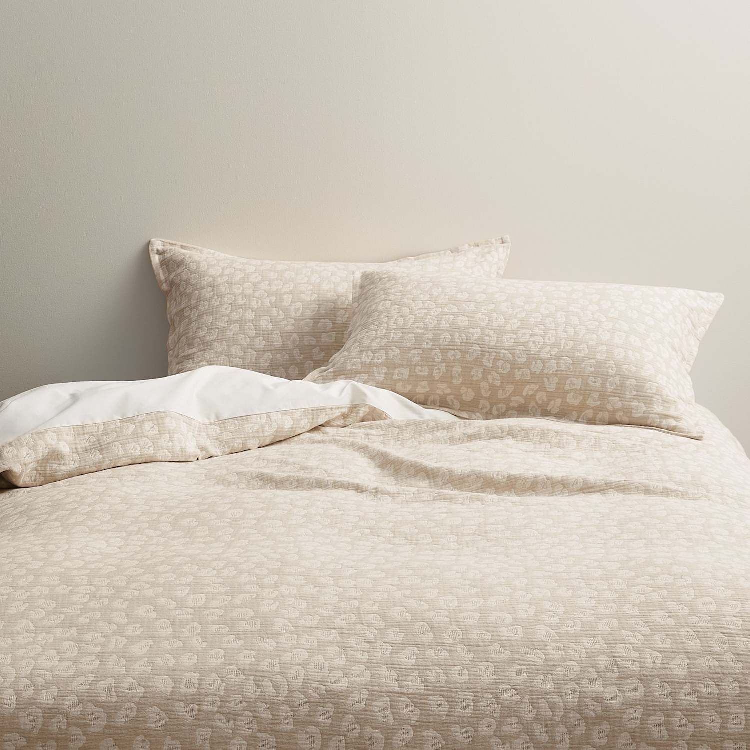 M&S Pure Cotton Leopard Jacquard Bedding Set - Single (3 ft) - Natural Mix