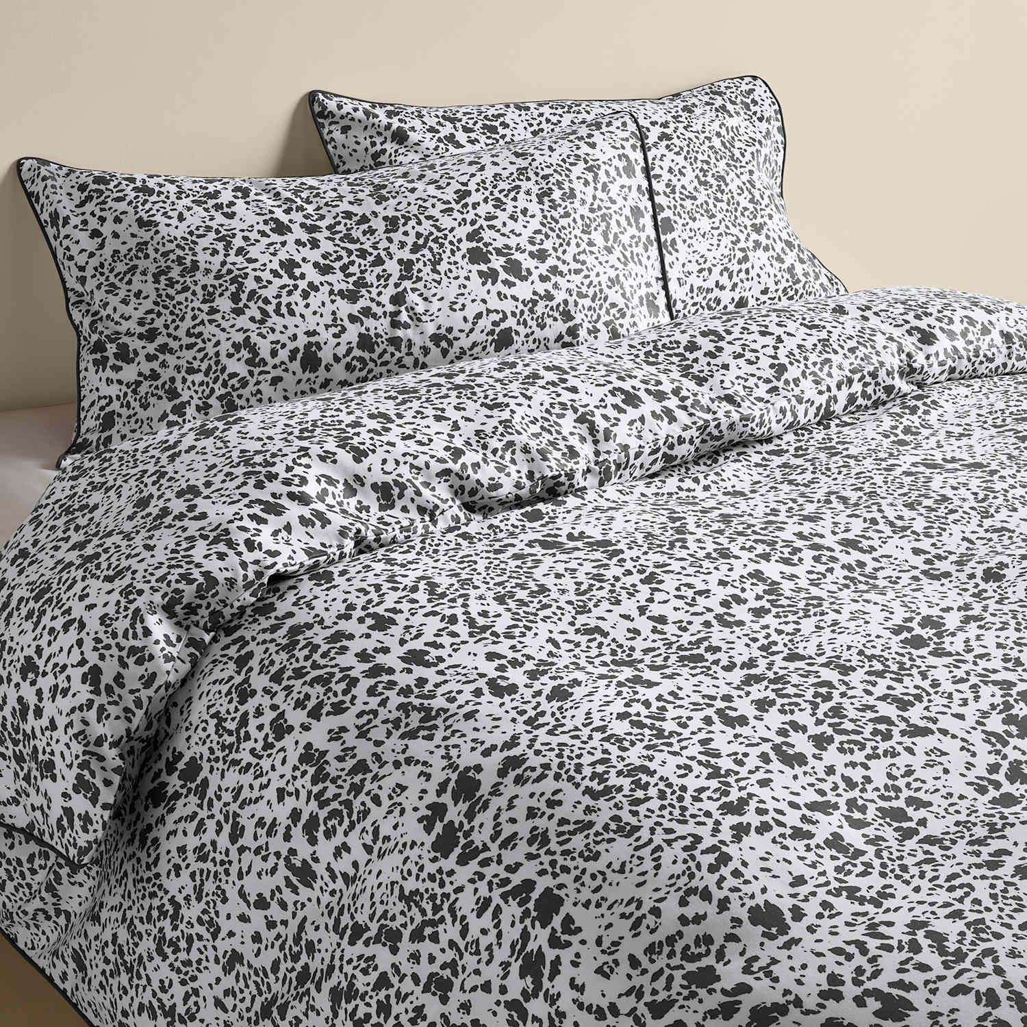M&S Pure Cotton Animal Print Bedding Set - Single (3 ft) - Charcoal Mix