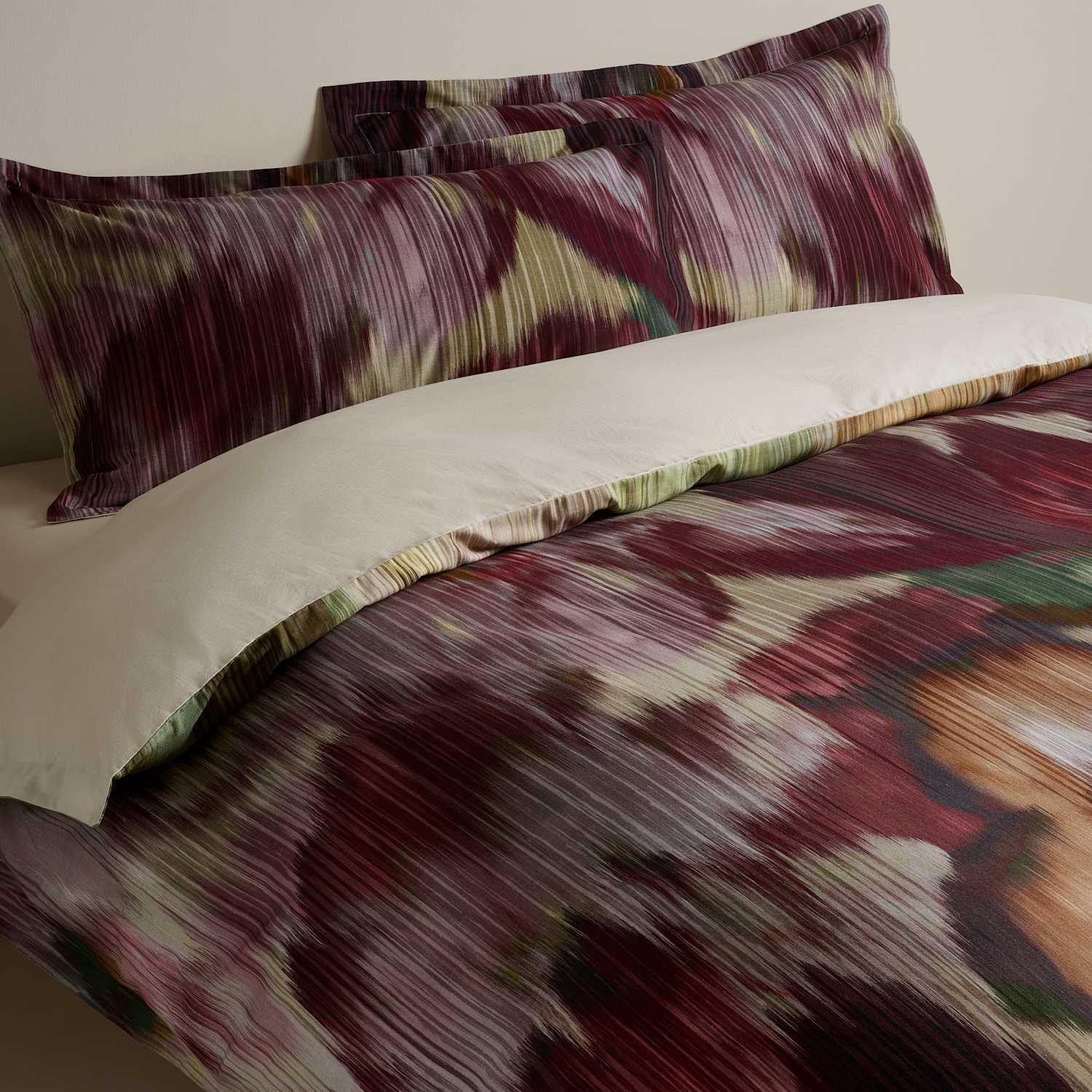 M&S Pure Cotton Blurred Floral Bedding Set - Single (3 ft) - Burgundy Mix