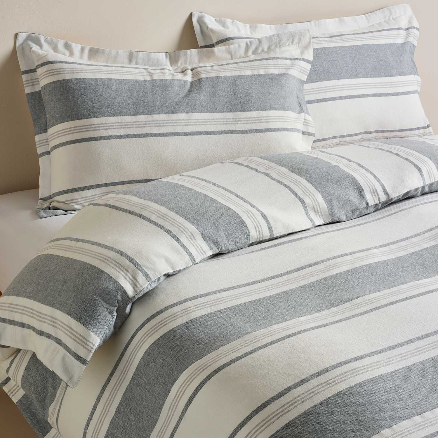 M&S Brushed Cotton Yarn Dye Bedding Set - Single (3 ft) - Marble