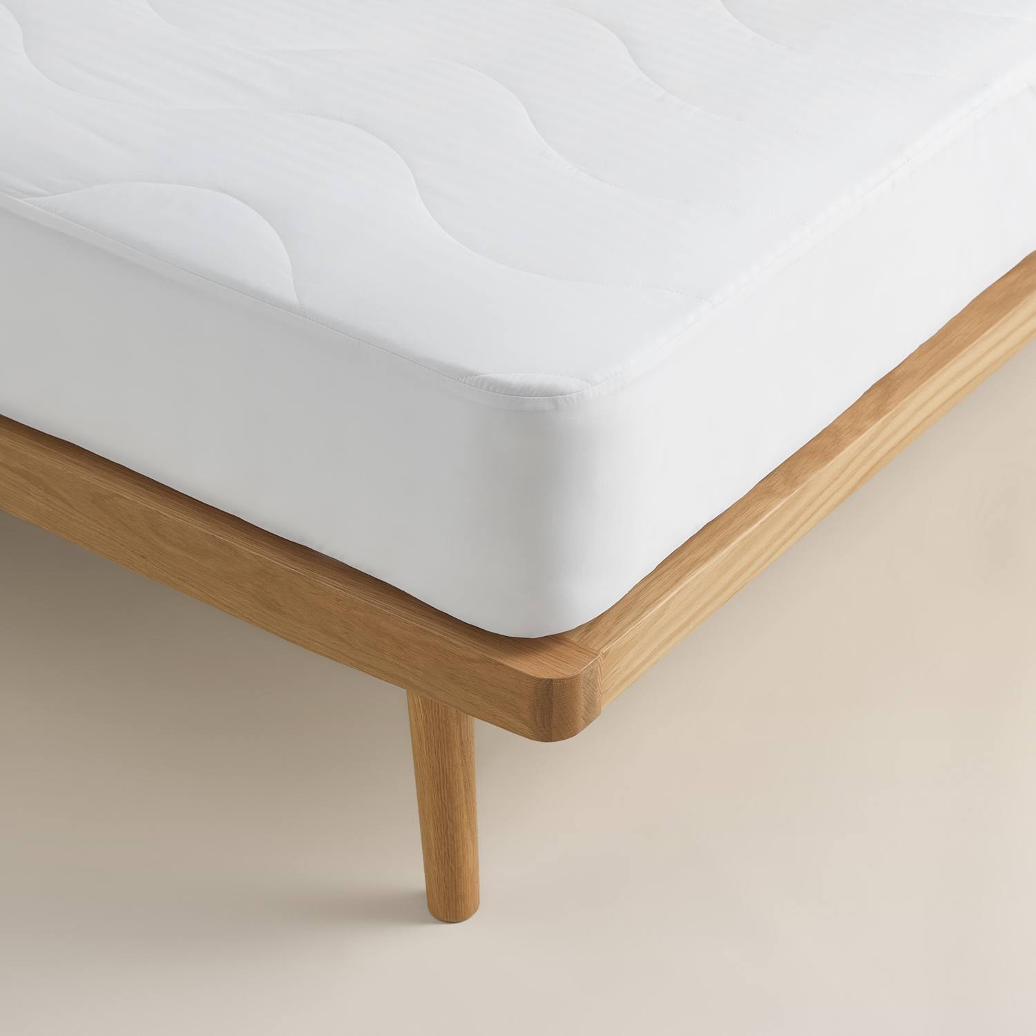 M&S Smart Wash & Dry Mattress Protector - Single (3 ft) - White