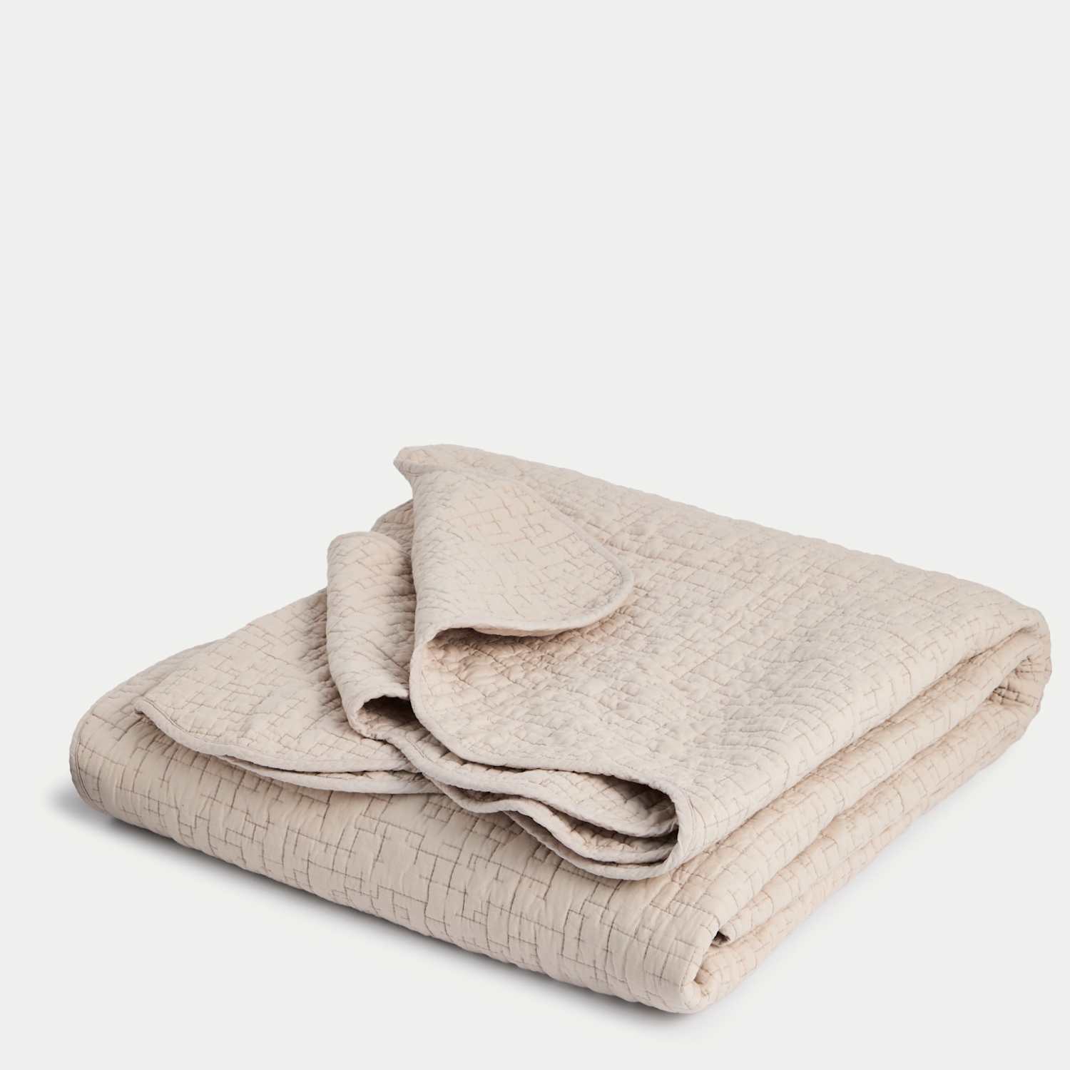 M&S Pure Cotton Quilted Scallop Bedspread - Medium - Single - Neutral
