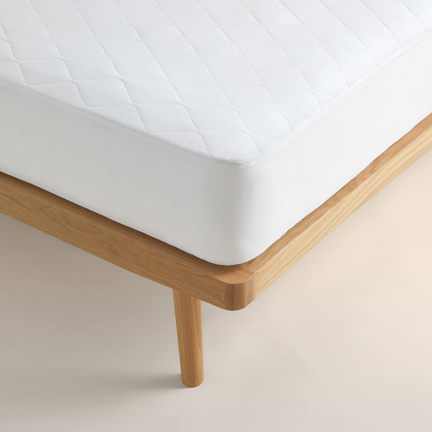 M&S Stay Cool Extra Deep Mattress Protector - Single (3 ft) - White