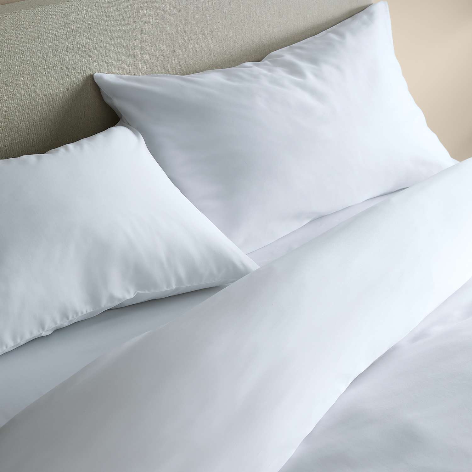 M&S The Ultimate Soft & Silky Bedding Set - Single (3 ft) - White