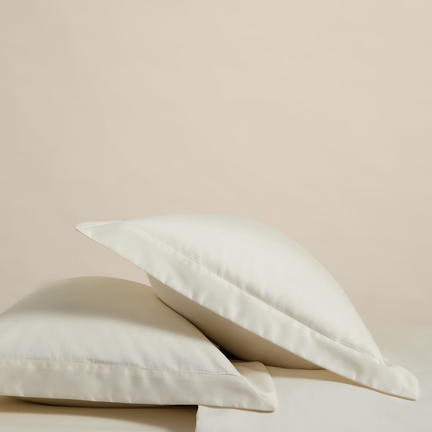 M&S 2 Pack Egyptian Cotton 400 Thread Count Silky Oxford Pillowcases - Cream