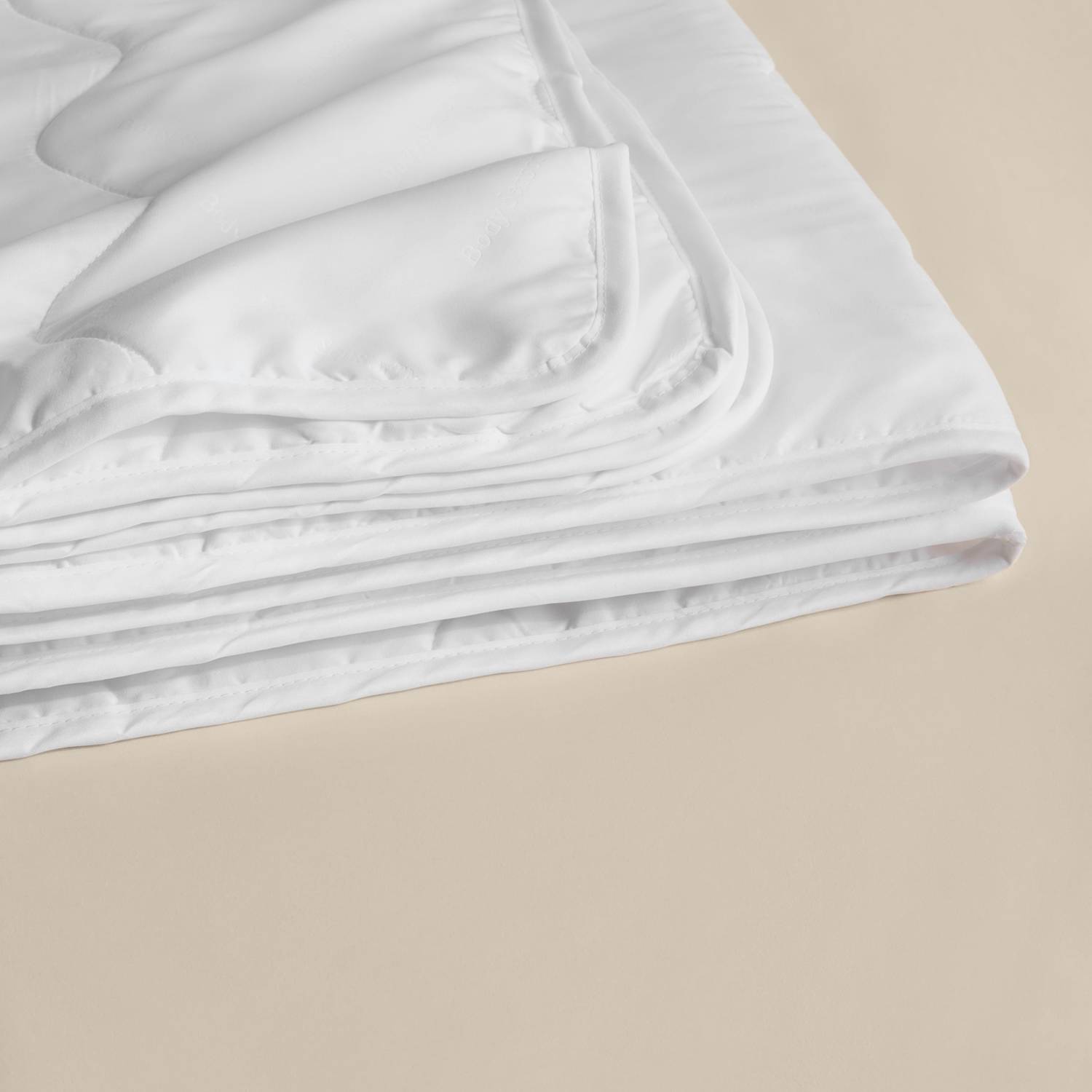 Body Sensor Body Temperature Control 1 Tog Duvet - King Size (5 ft) - White
