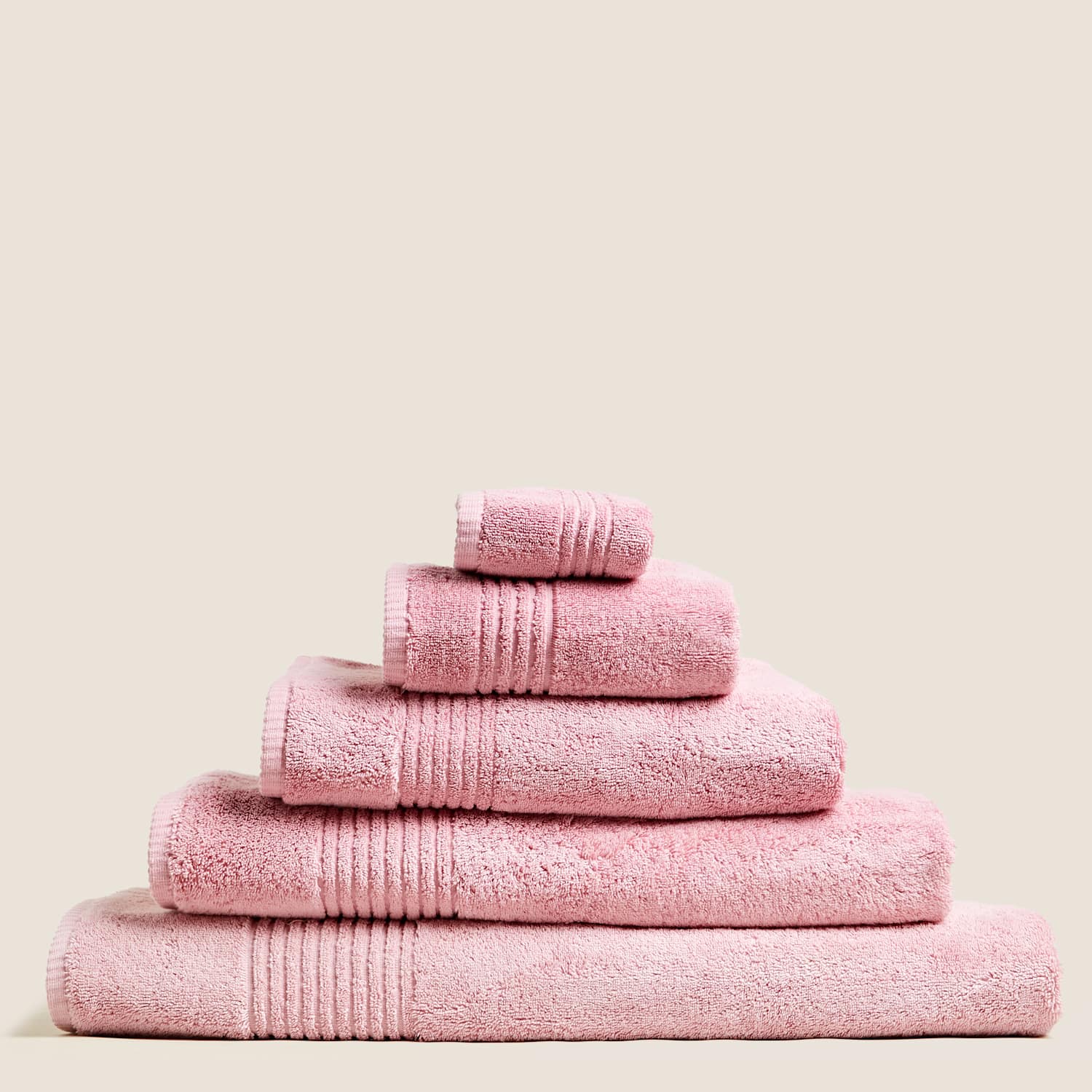 M&S Set of 2 Egyptian Cotton Towels - Face Towel - Rose