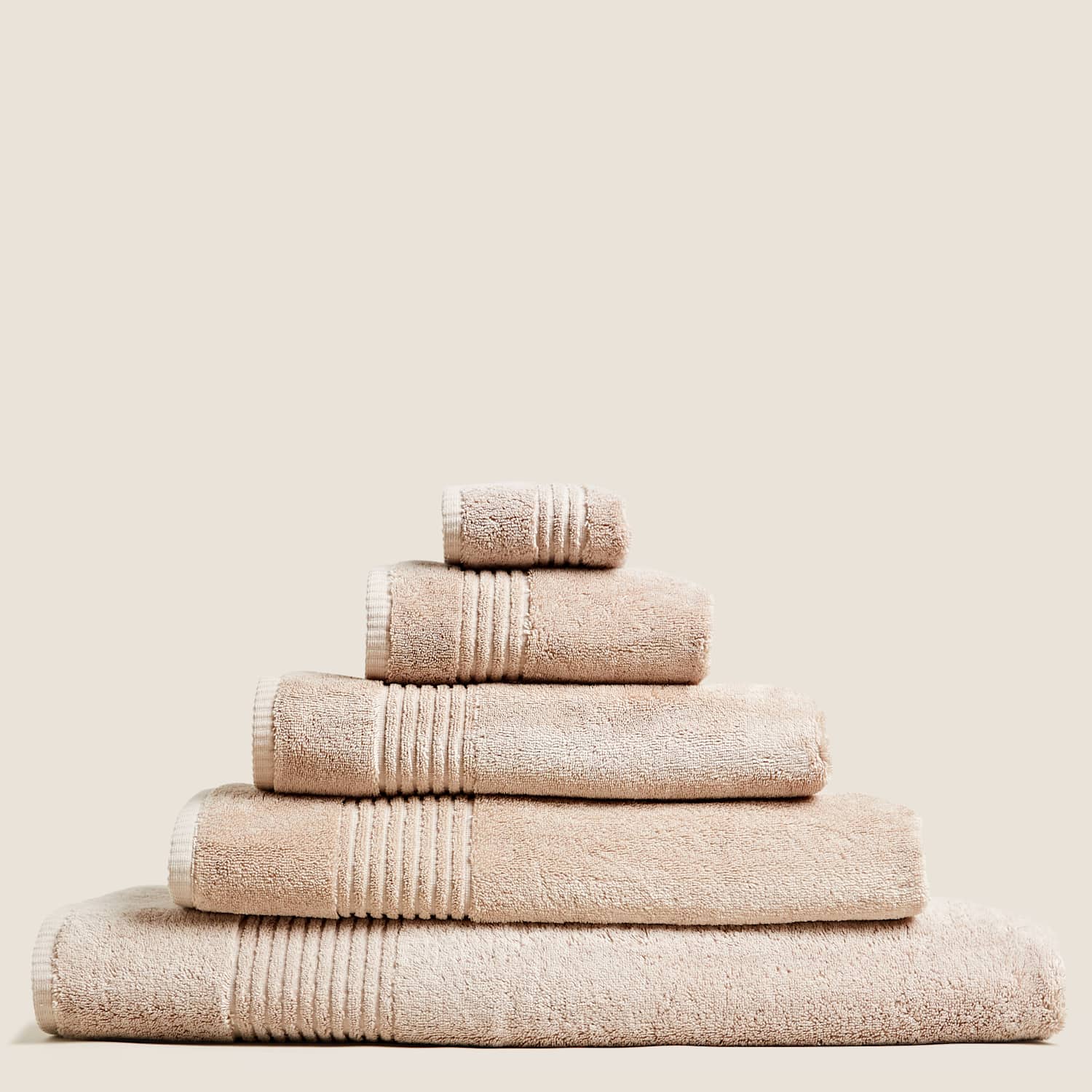 M&S Set of 2 Egyptian Cotton Towels - Hand Towel - Mocha