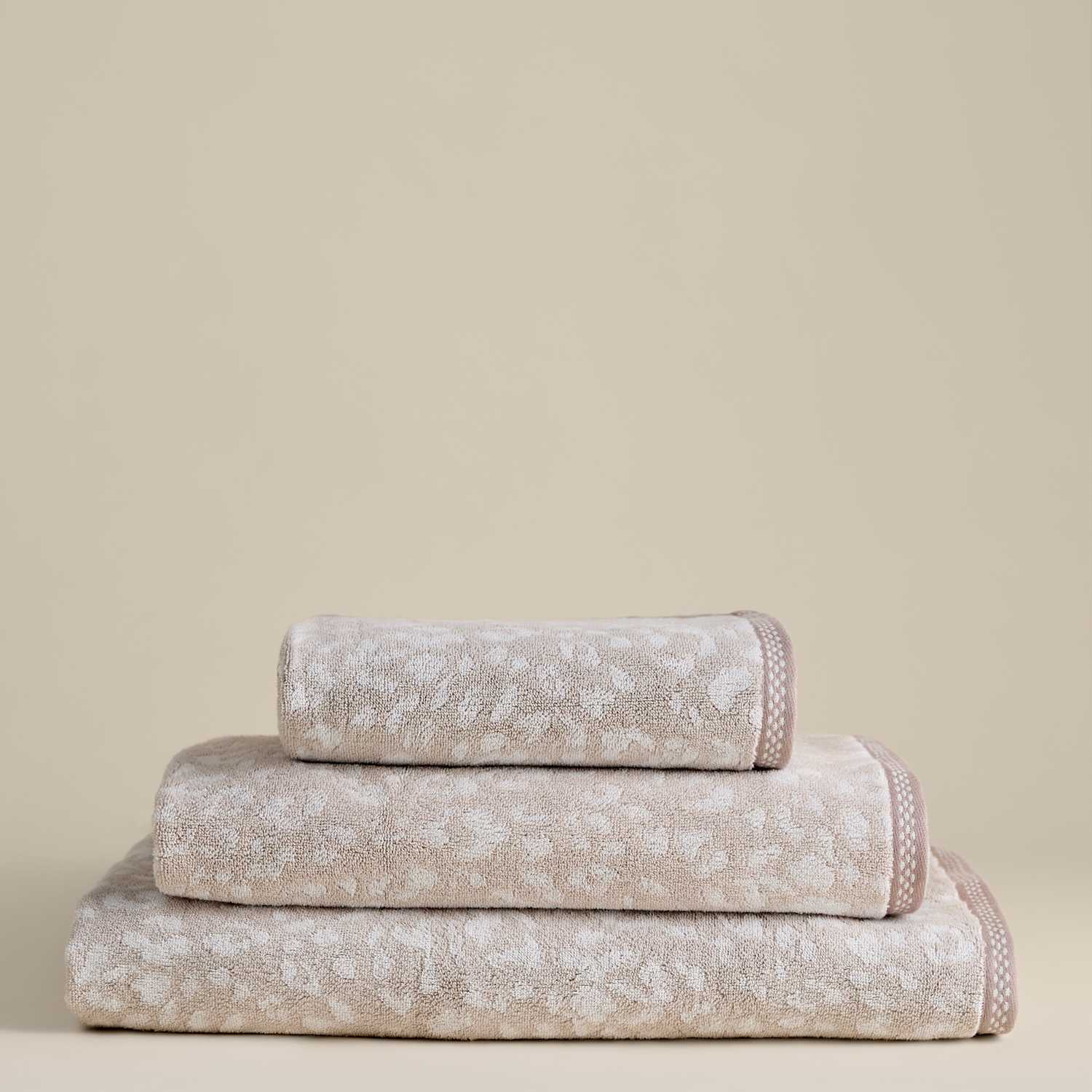 M&S Pure Cotton Leopard Print Towel - Bath Towel - Linen