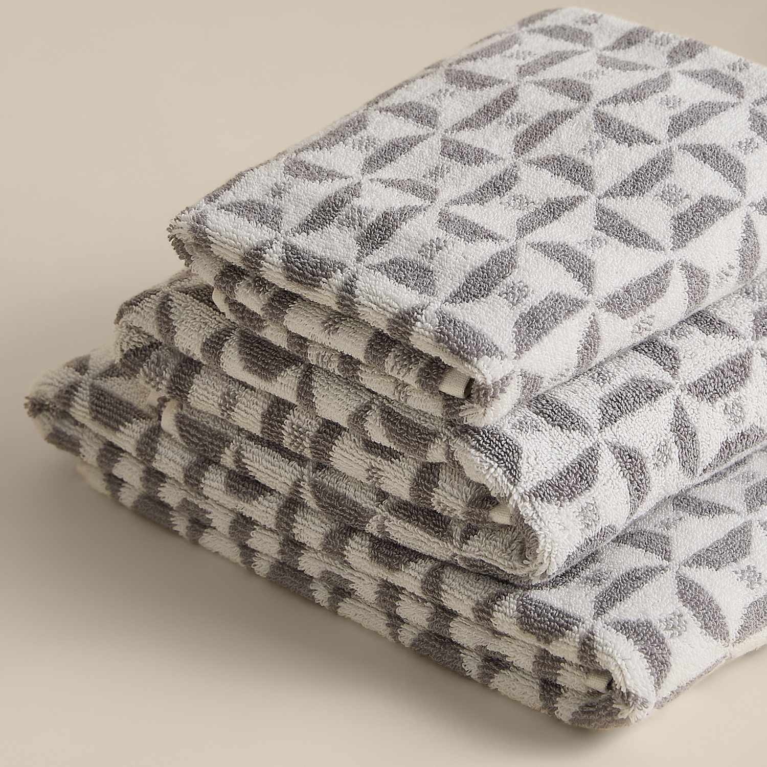 M&S Pure Cotton Geometric Tile Towel - Hand Towel - Marble