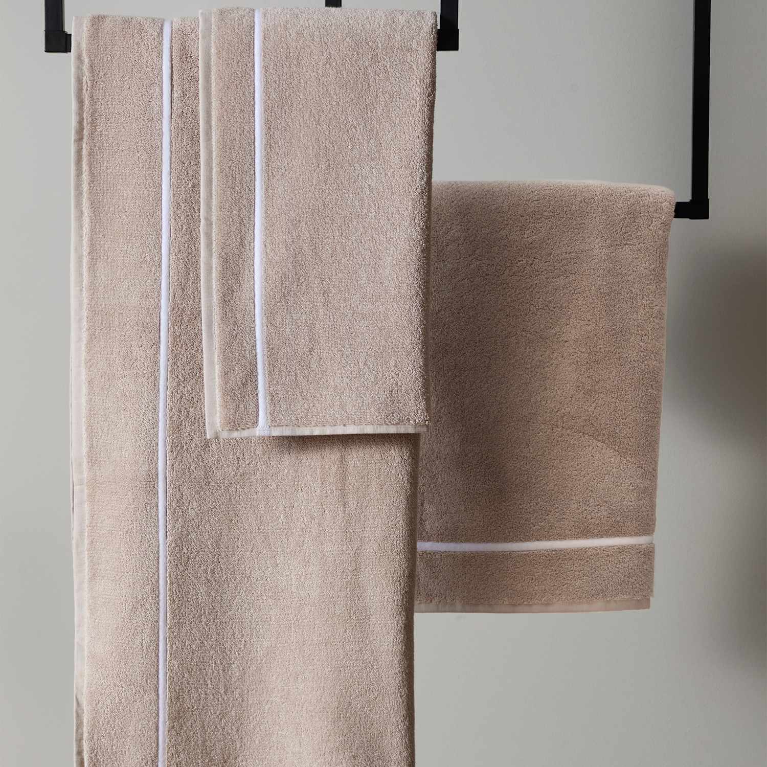 M&S X Kelly Hoppen Beretta Stitch Towel - Bath Sheet - Taupe