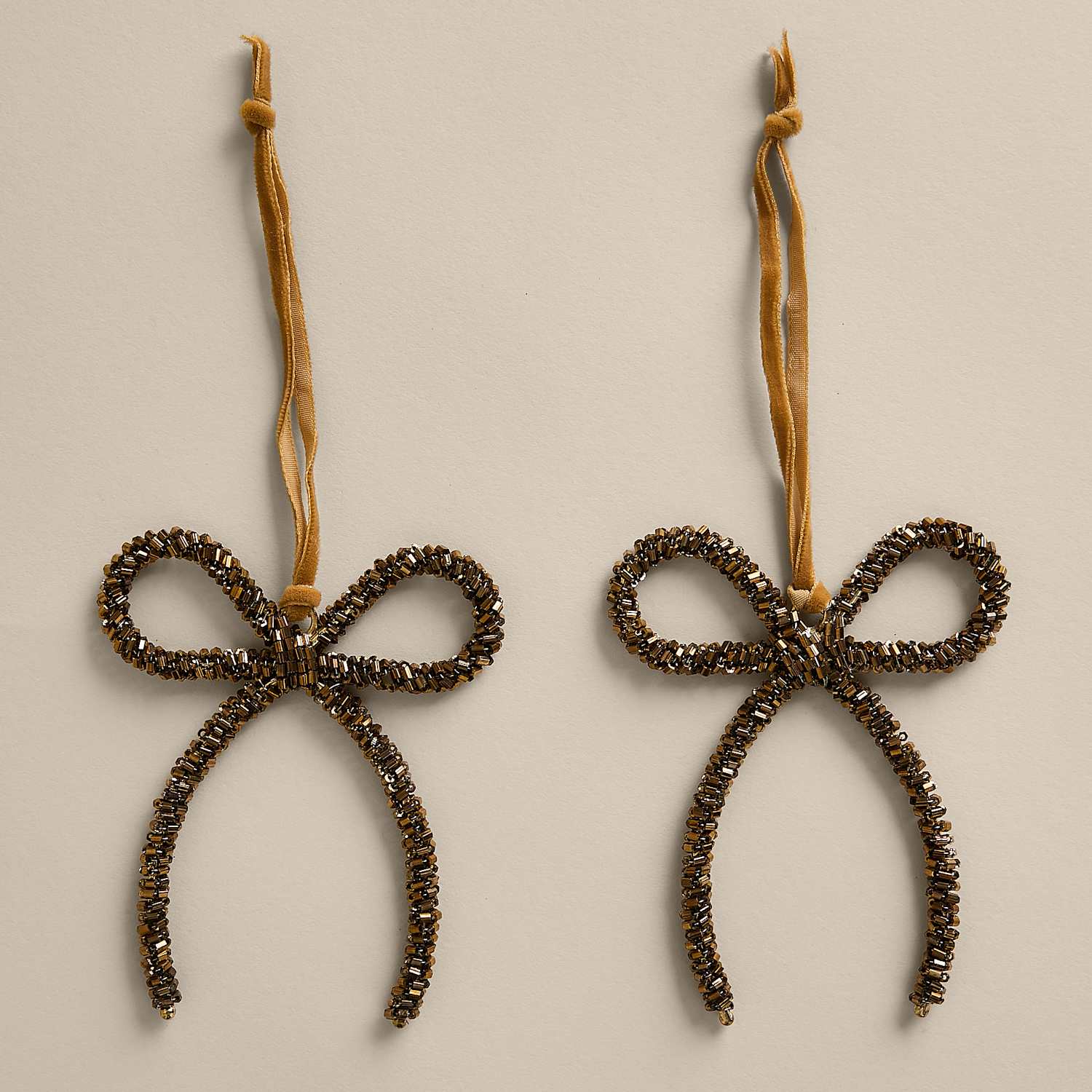 M&S 2 Pack Gold Beaded Hanging Bow Decorations