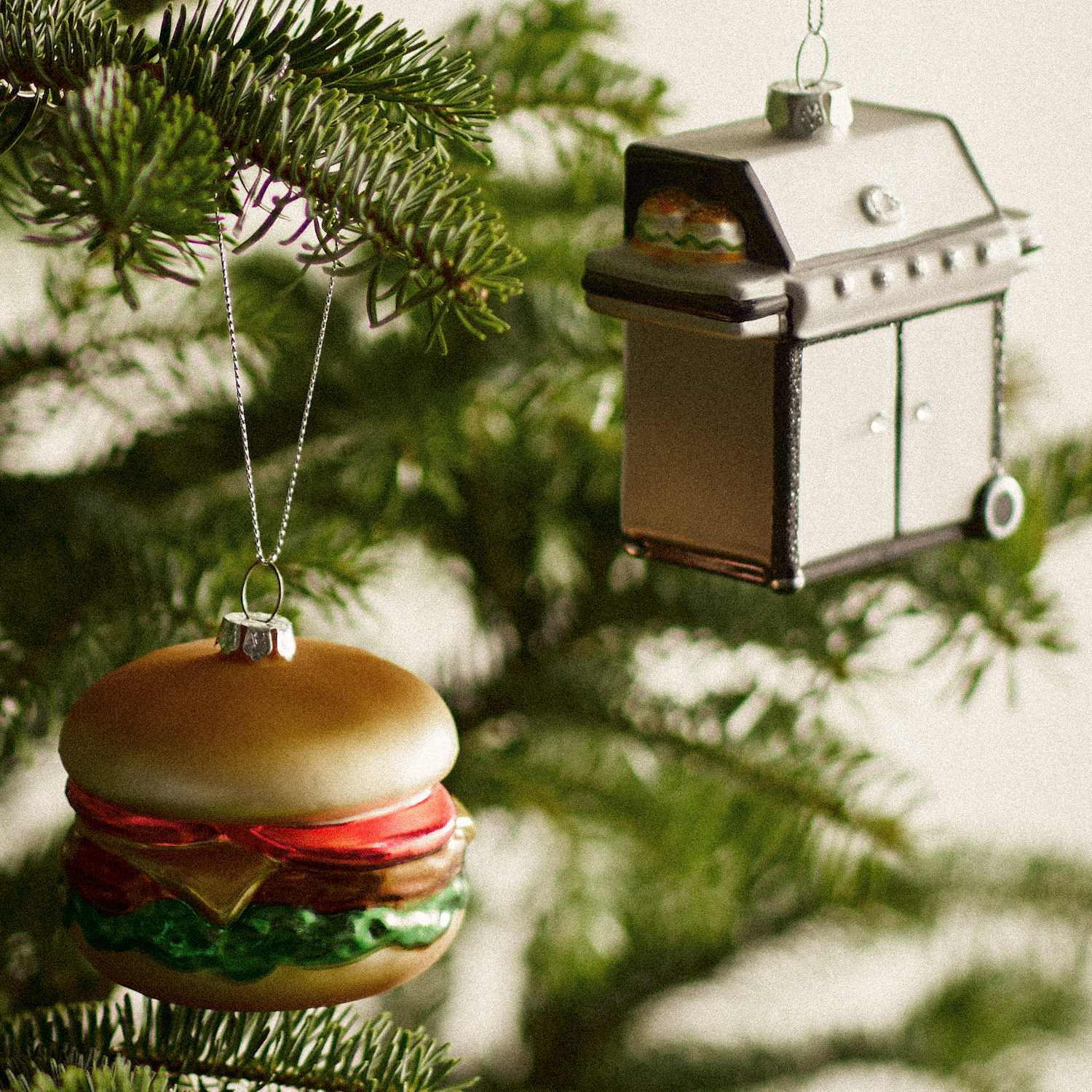 M&S 2 Pack Glass Hanging BBQ Decorations - Multi