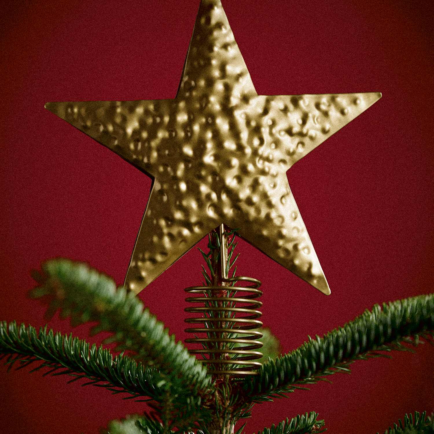 M&S Gold Metal Star Tree Topper - Antique Brass