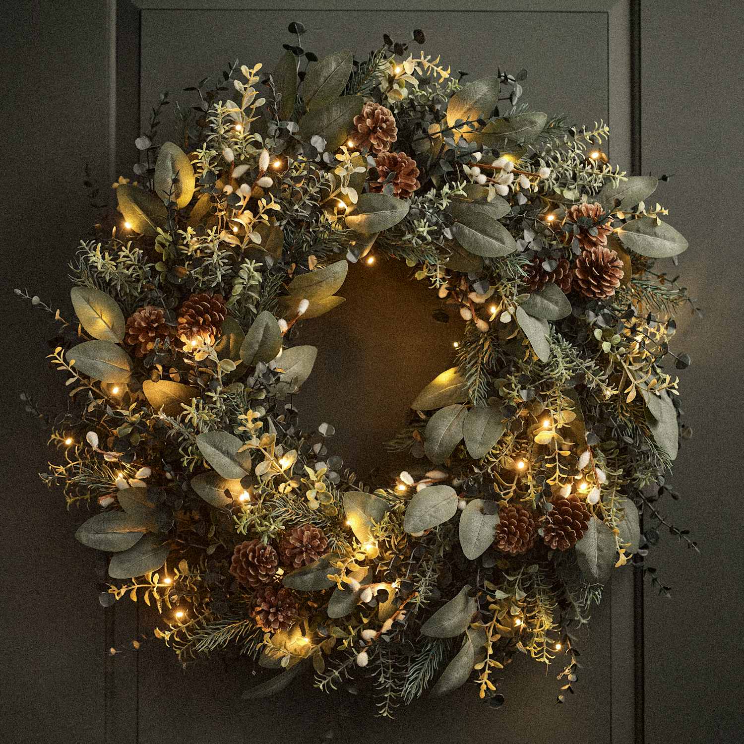 M&S Light Up Greens Wreath - Green Mix