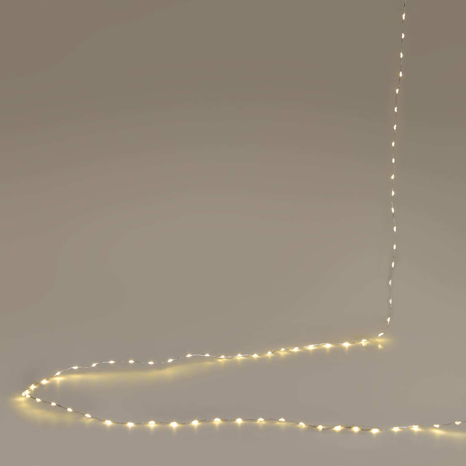 M&S 10M Silver Wire Battery String Lights - White