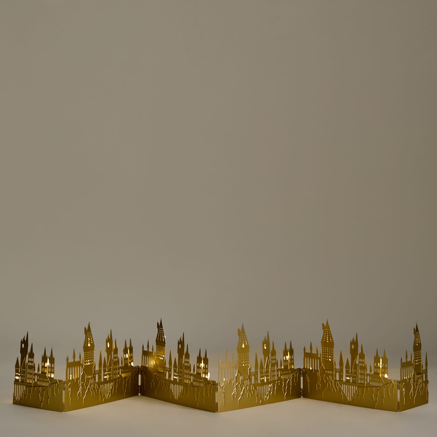M&S Light Up Harry Potter Hogwarts Decoration - Gold Mix