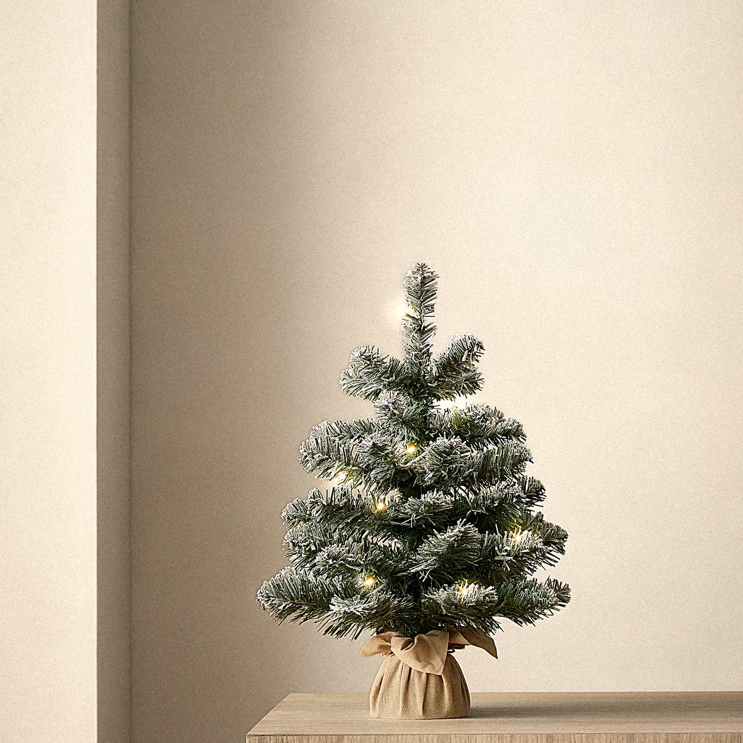 M&S 1.5ft Pre-Lit Snowy Christmas Tree - White Mix