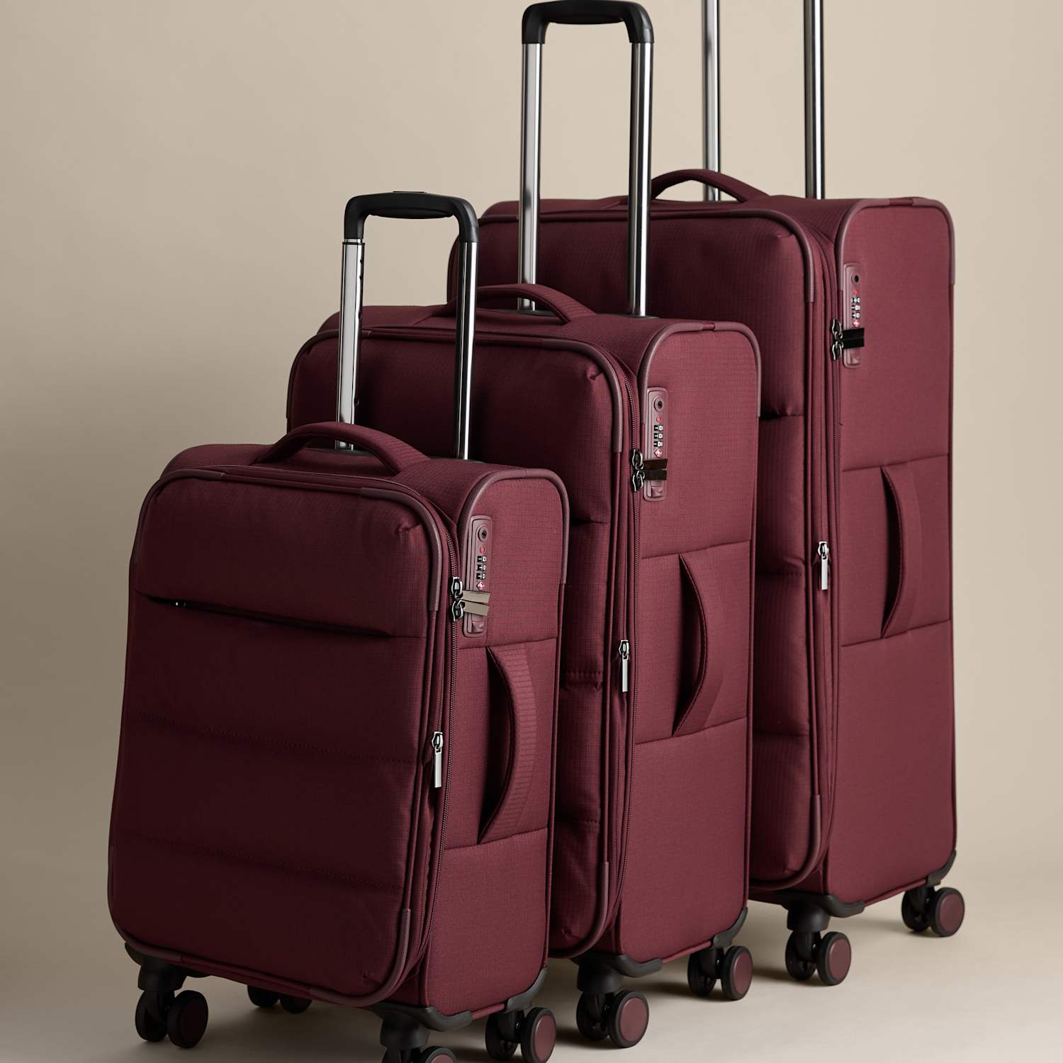 M&S Set of 3 Geneva 4 Wheel Soft Suitcases - Burgundy