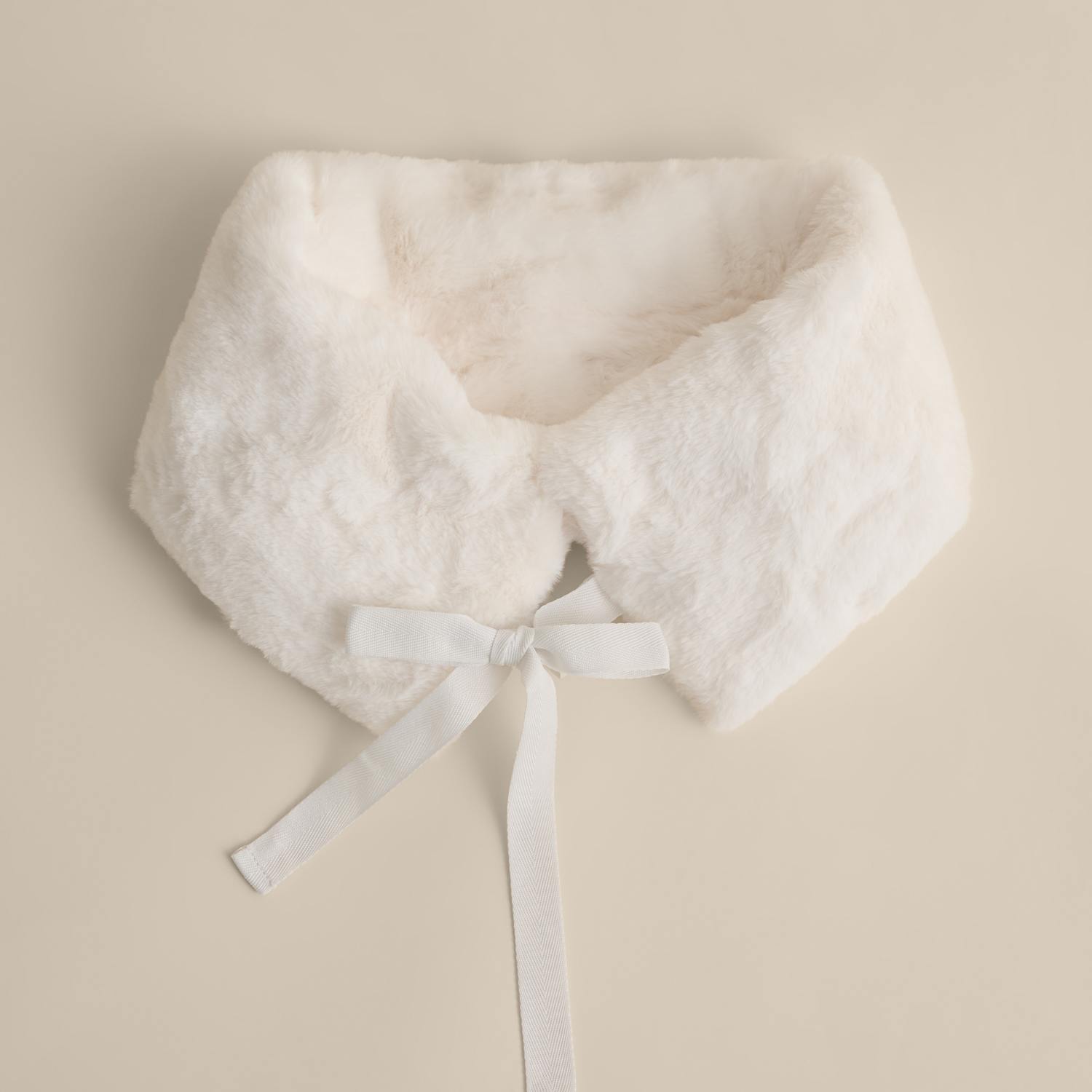 M&S Supersoft Faux Fur Heat Pad - Cream