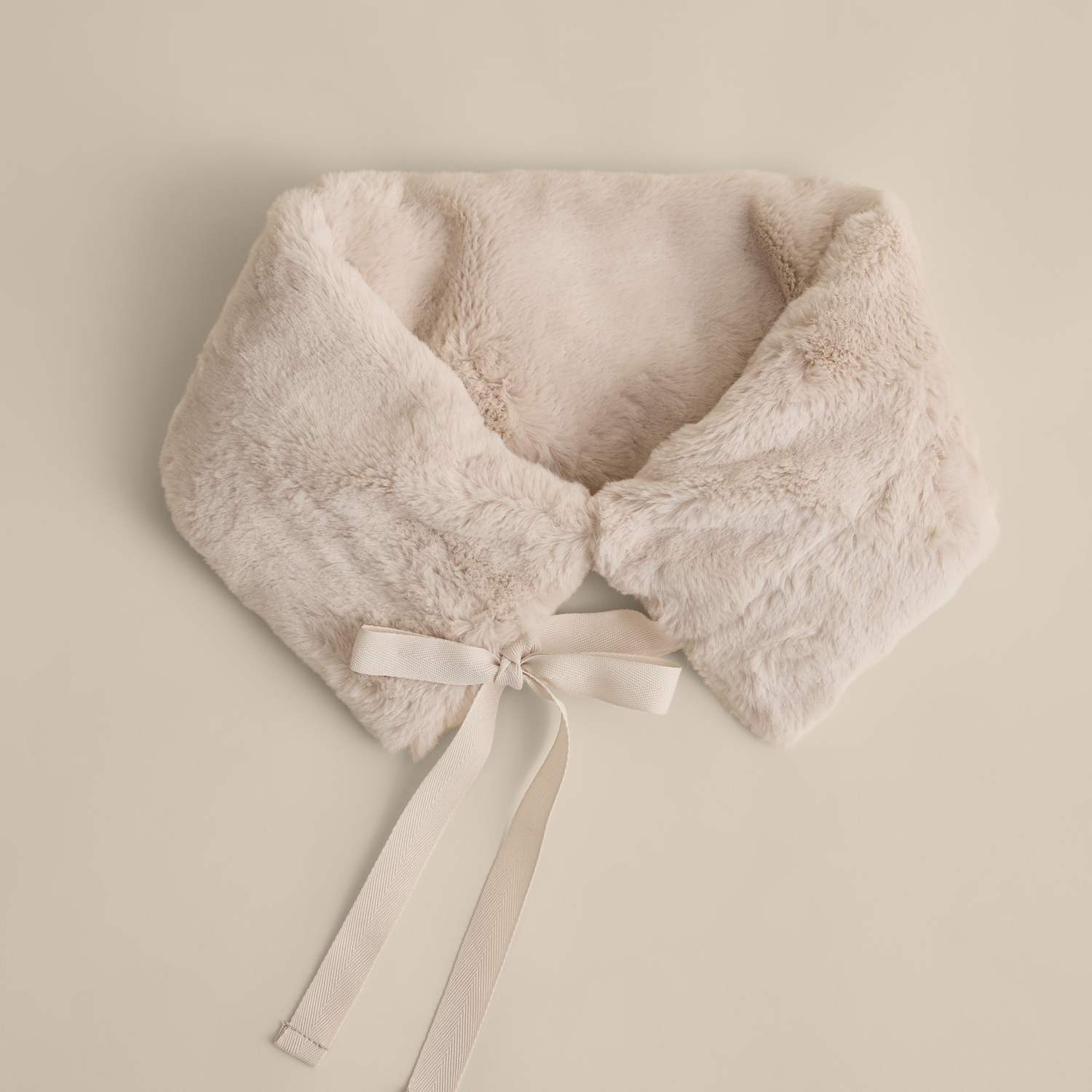 M&S Supersoft Faux Fur Heat Pad - Natural