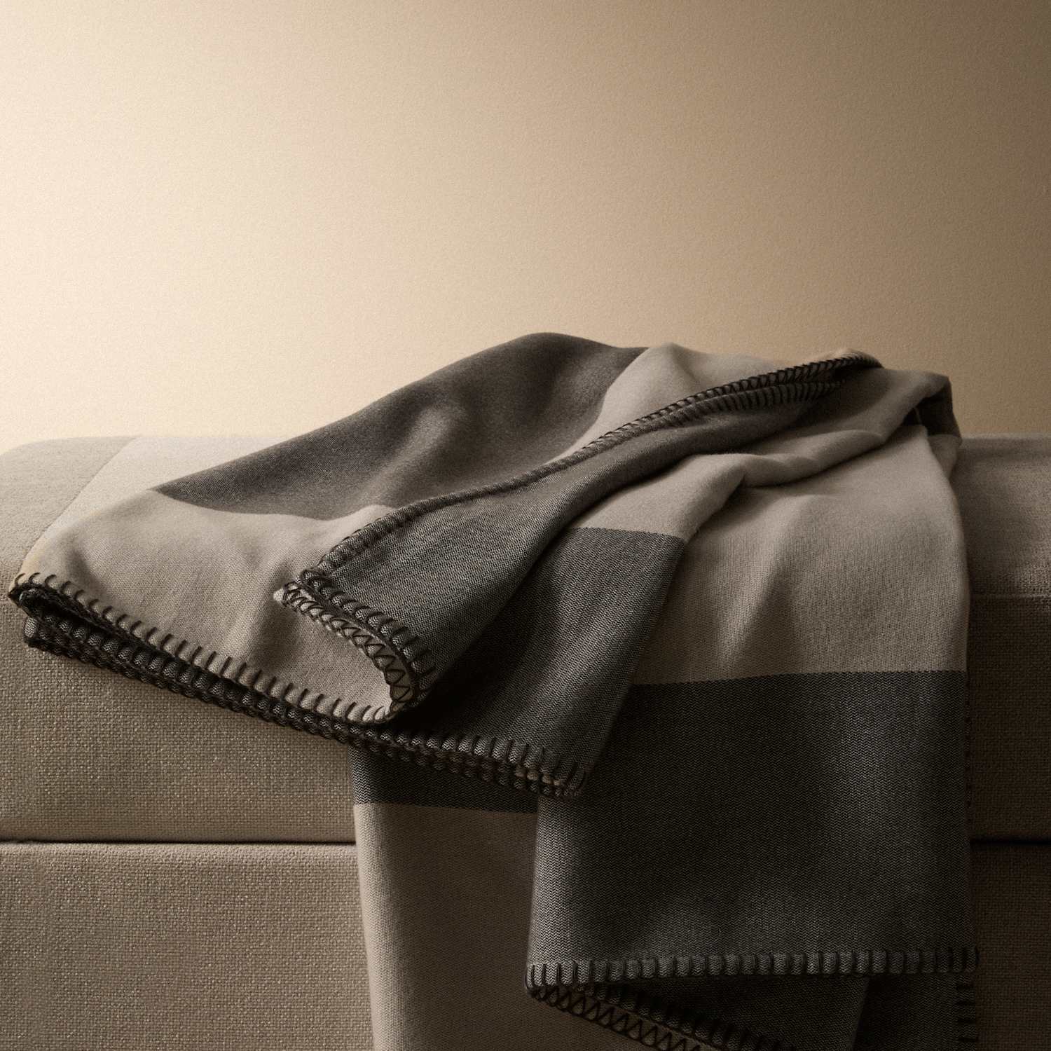 M&S X Kelly Hoppen Block Design Geometric Throw - Grey