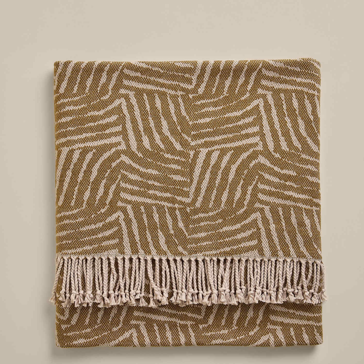 M&S Cotton Rich Geometric Throw - Moss