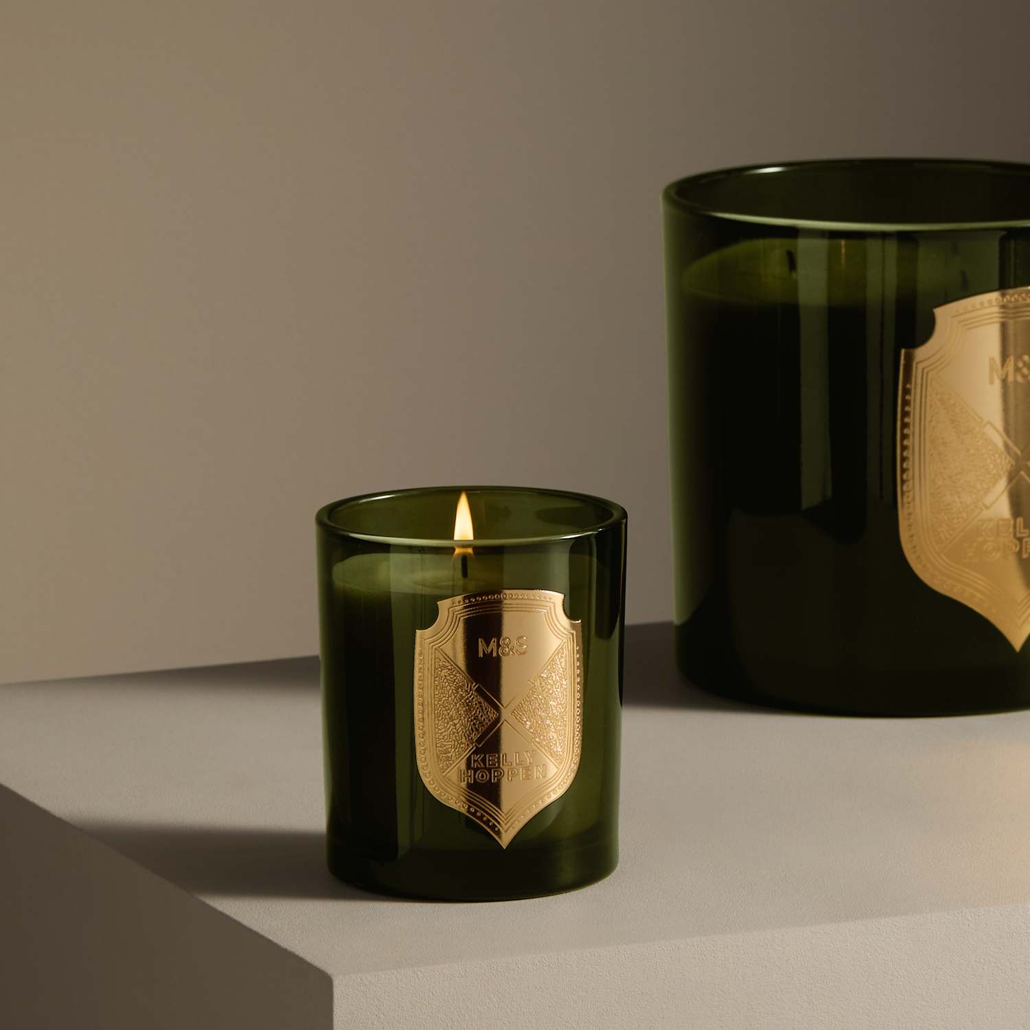 M&S X Kelly Hoppen No. 3 Fragrance Candle - White Mix