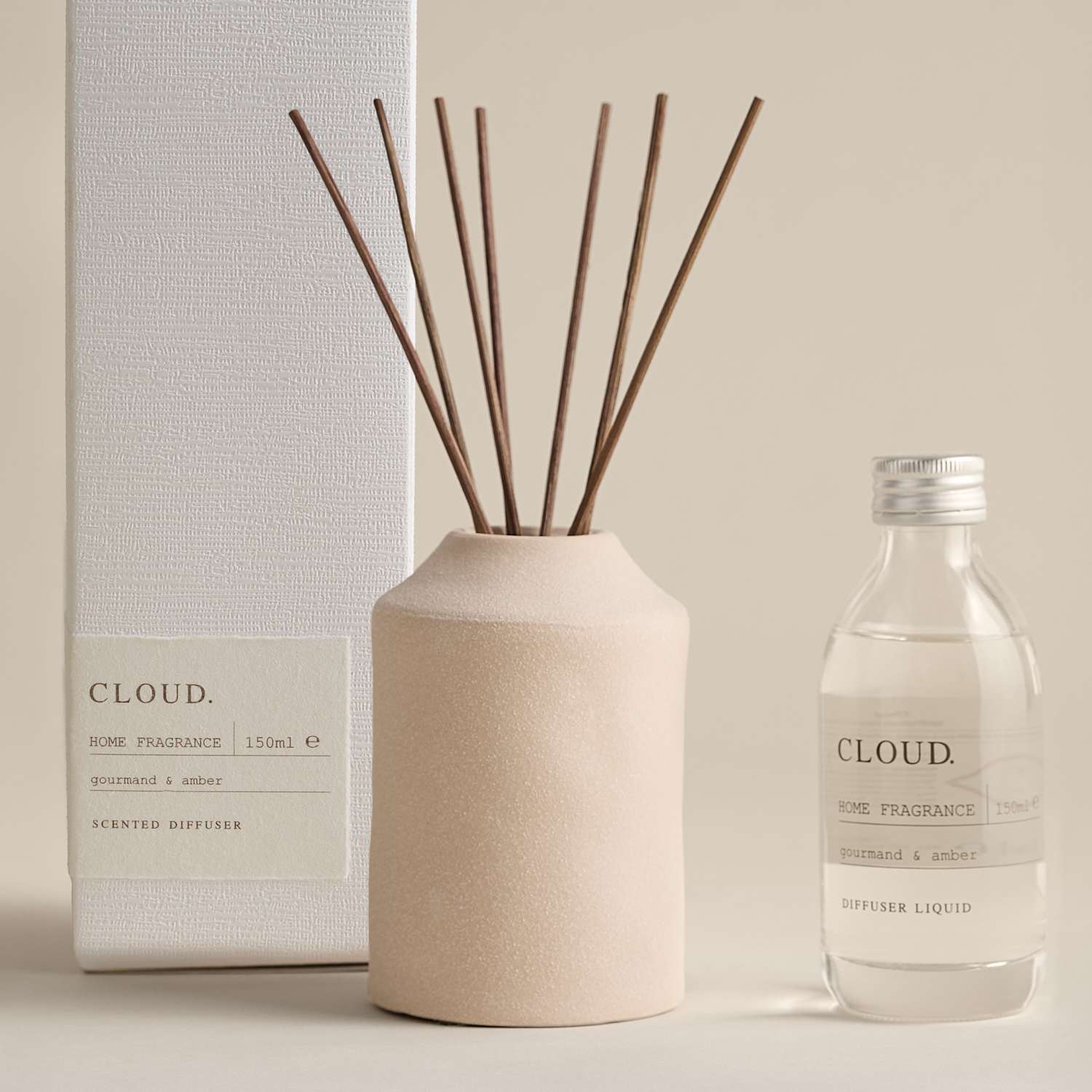 Teraire Cloud Ceramic 150ml Diffuser - Neutral - Available at M&S