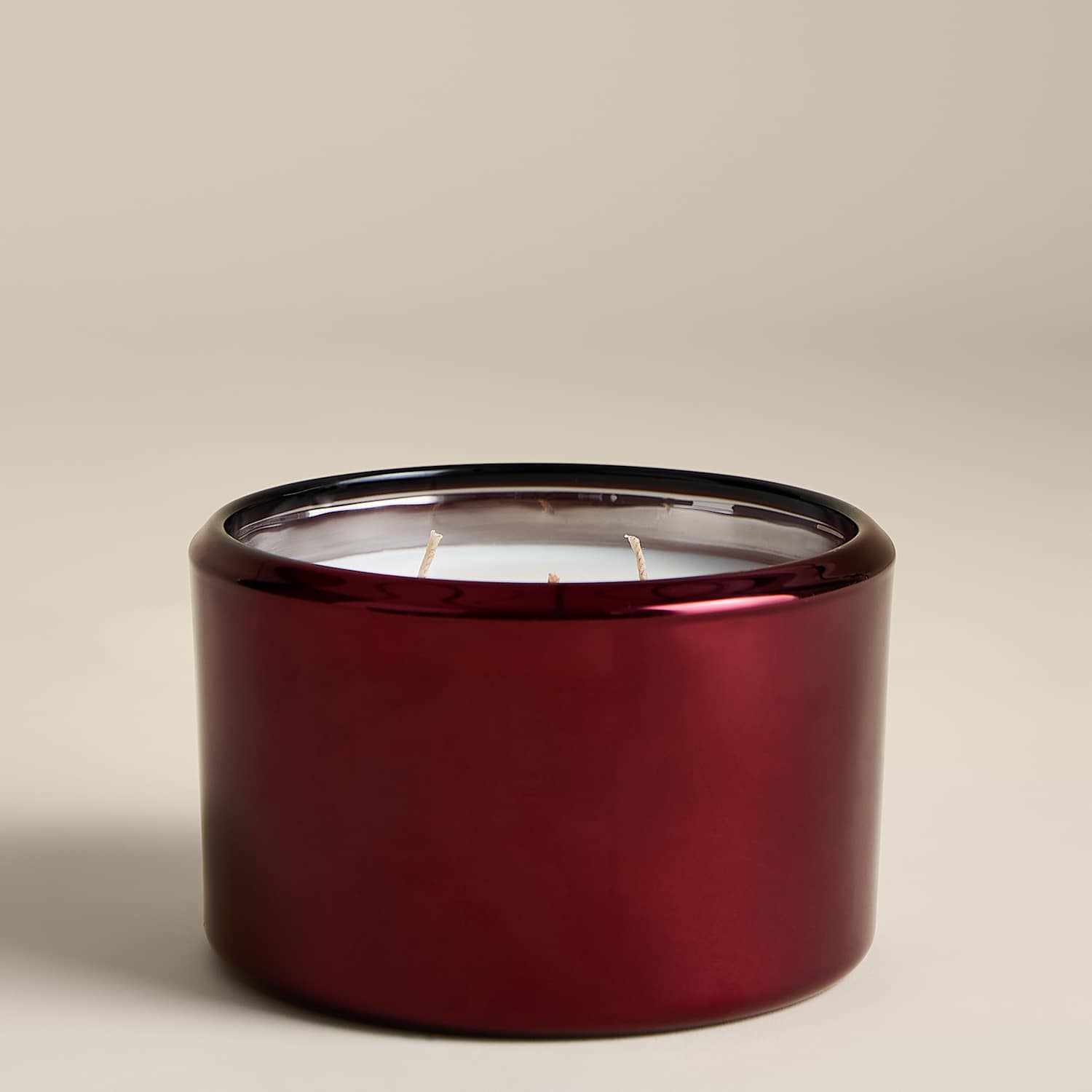M&S Mandarin, Clove & Cinnamon 3 Wick Candle - Red Mix