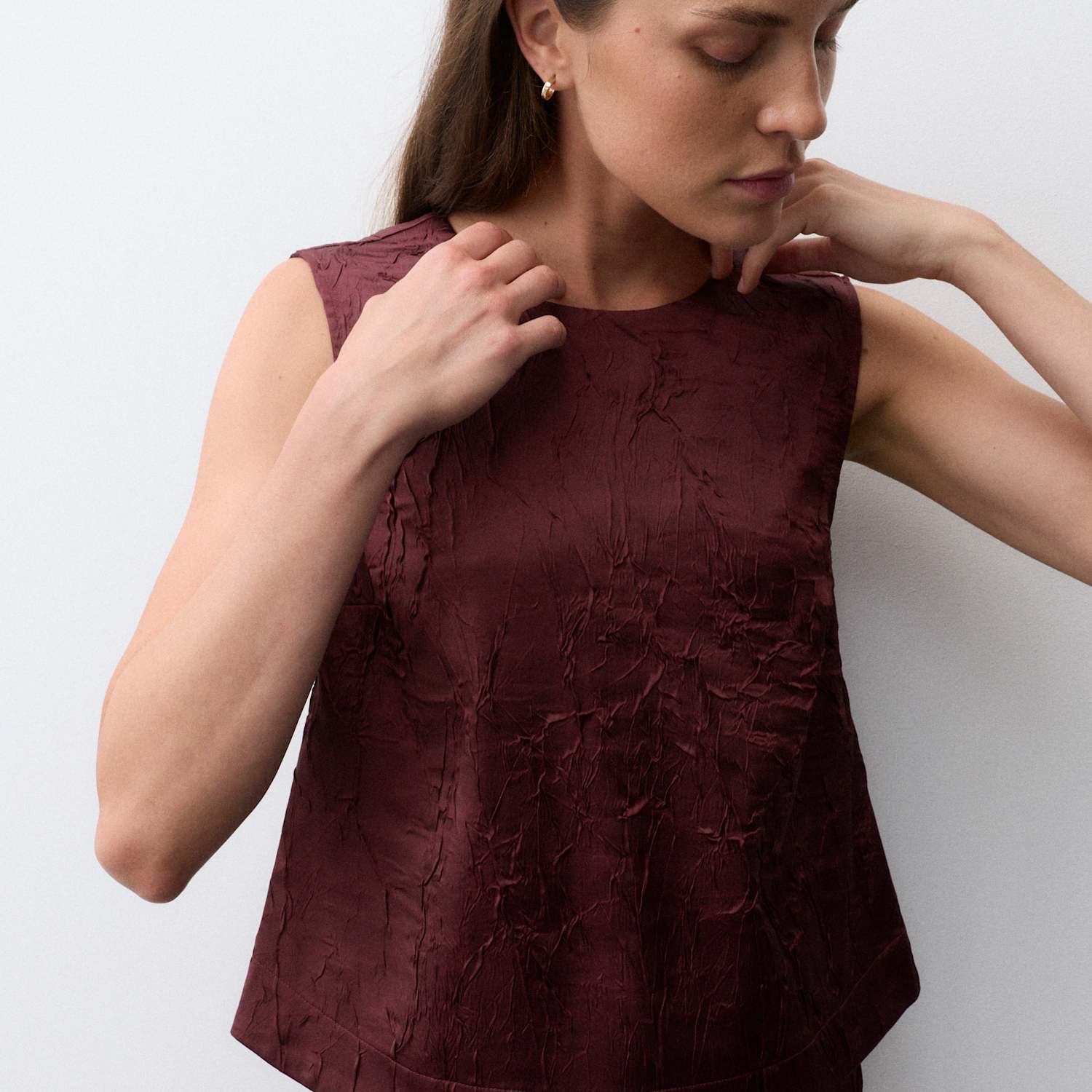 Autograph Women's Satin Textured Crew Neck Top - Medium - Dark Grape