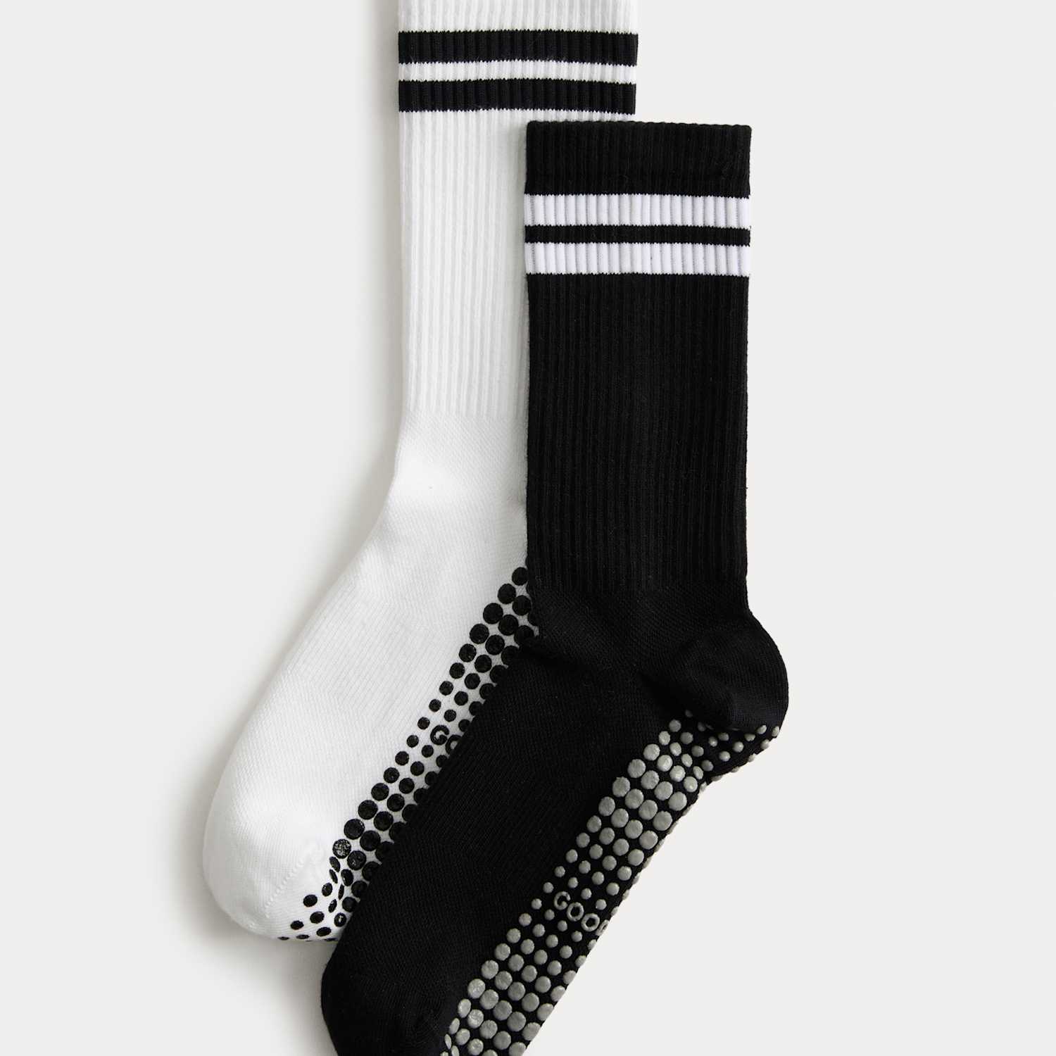 Goodmove Women's 2 Pack Cotton Blend Stripe Yoga Socks - 3-5 - Black Mix