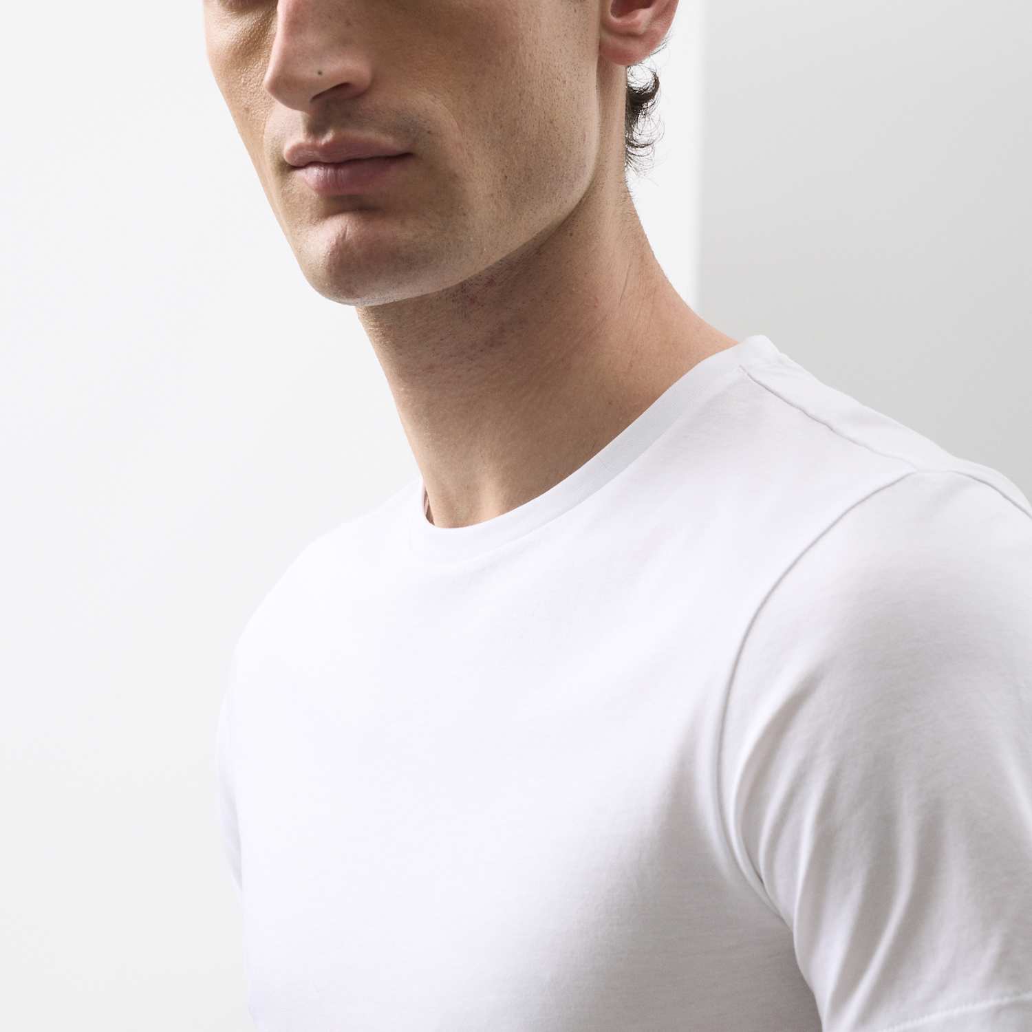 Autograph Men's Pure Supima Cotton Slim Fit Crew Neck T Shirt - M - White