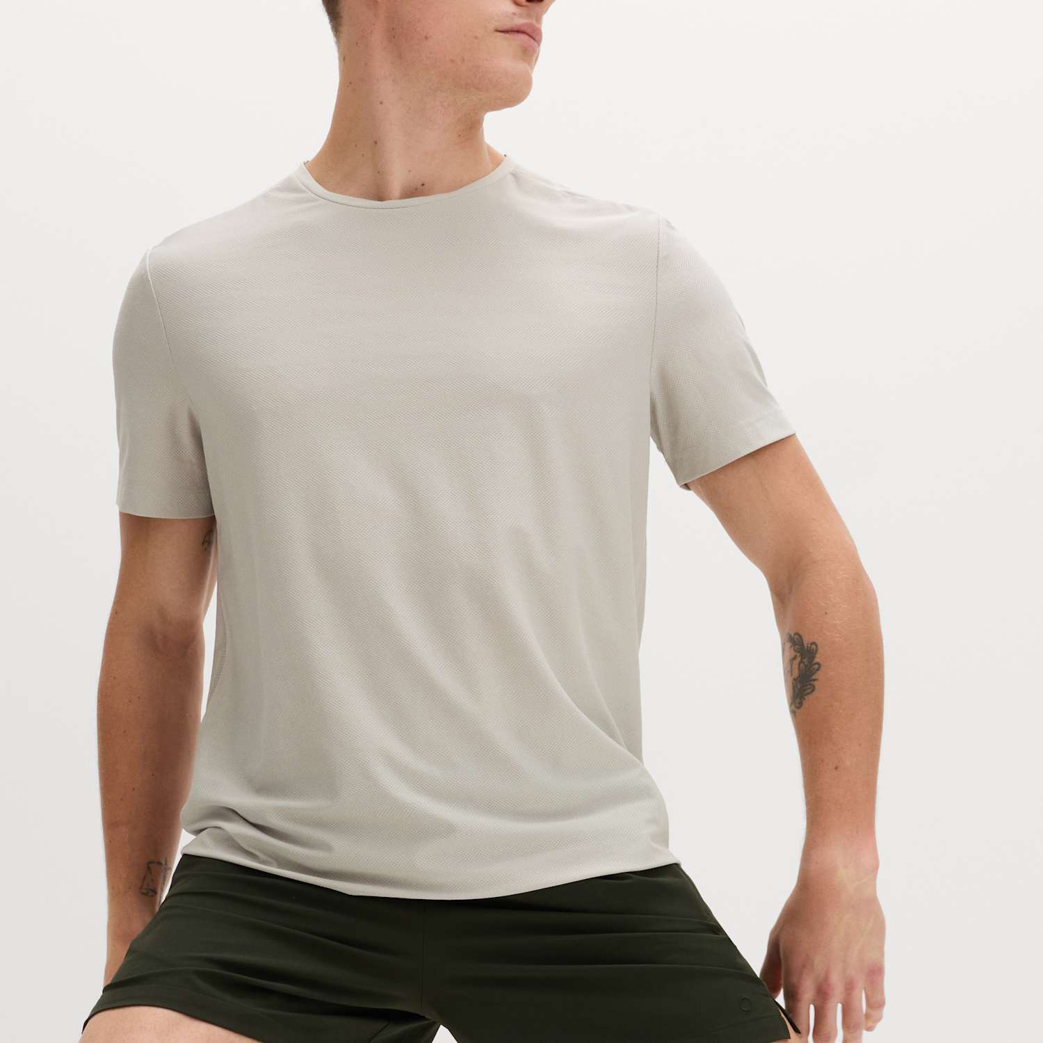 Goodmove Men's Activewear Jacquard Mesh Stripe T-Shirt - 2XL - Medium Beige