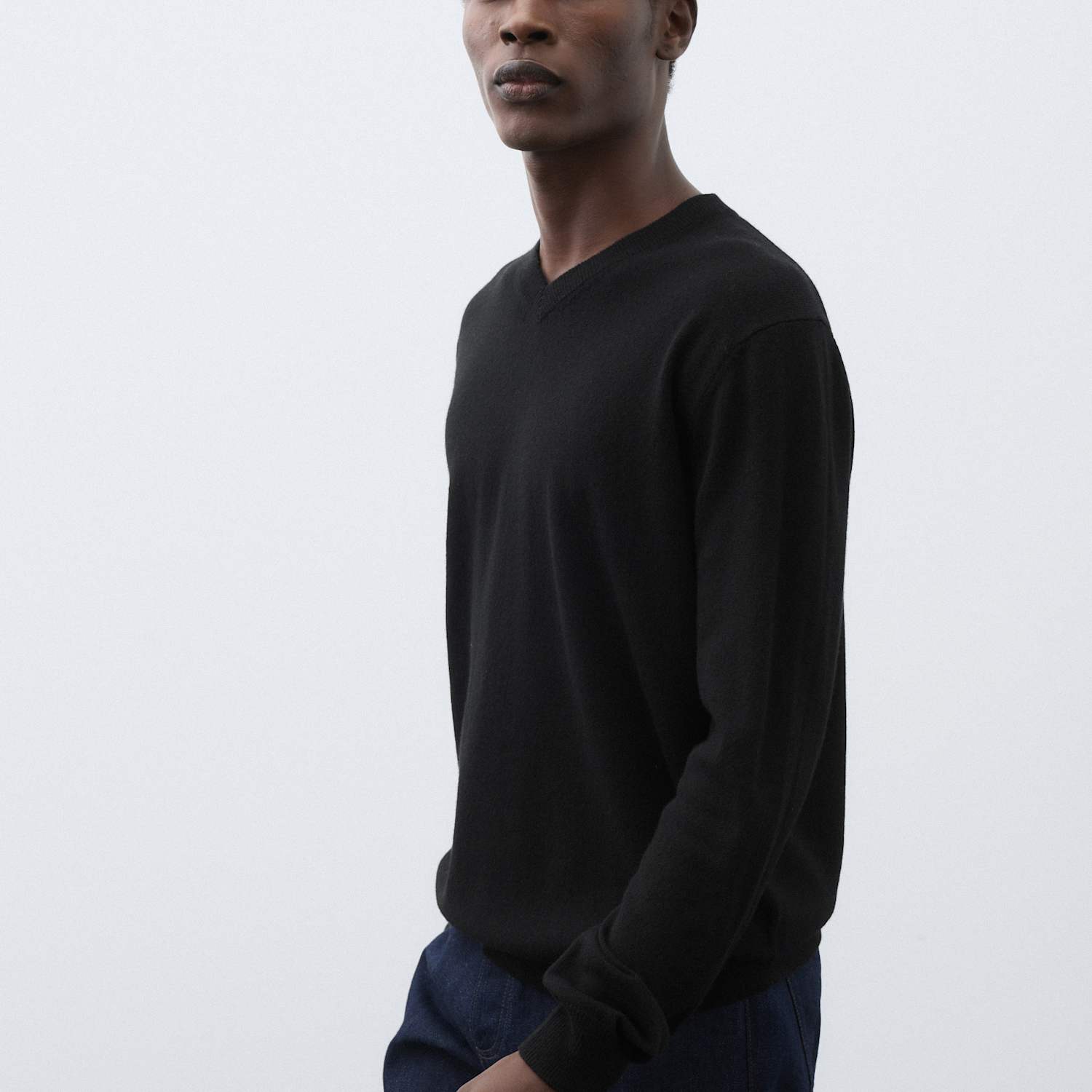 Autograph Men's Pure Cashmere V-Neck Jumper - M - Black