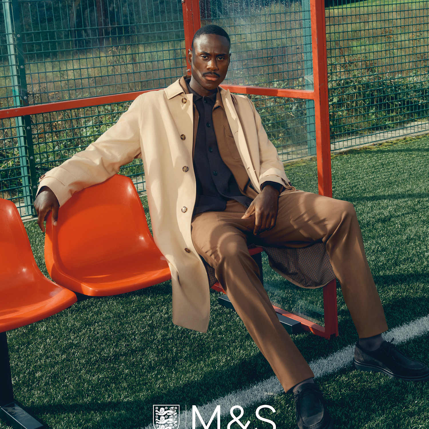 M&S Men's Tapered Fit Elasticated Trousers - L - Spice