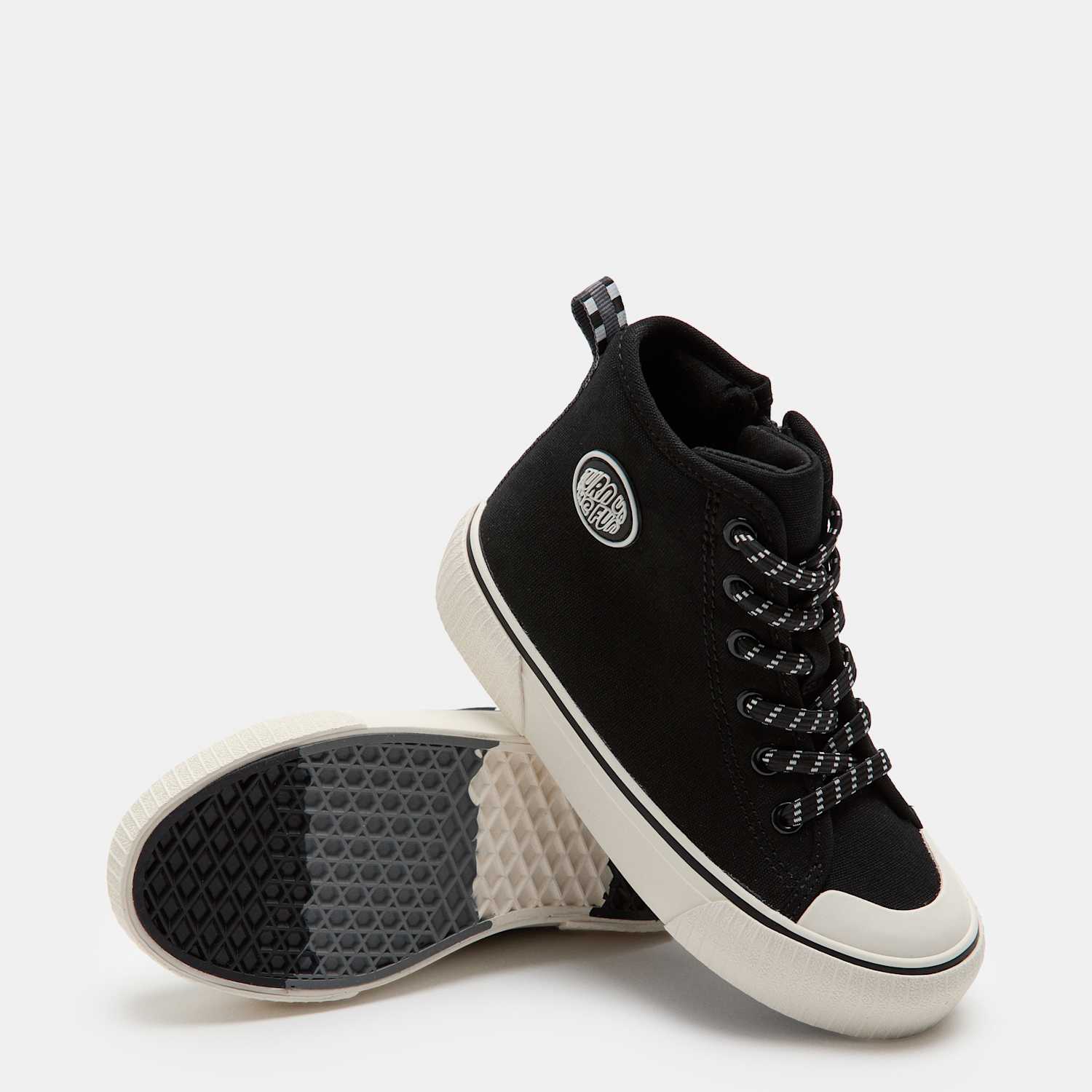 M&S Boys Badge High Tops (4 Small - 2 Large) - Black Mix