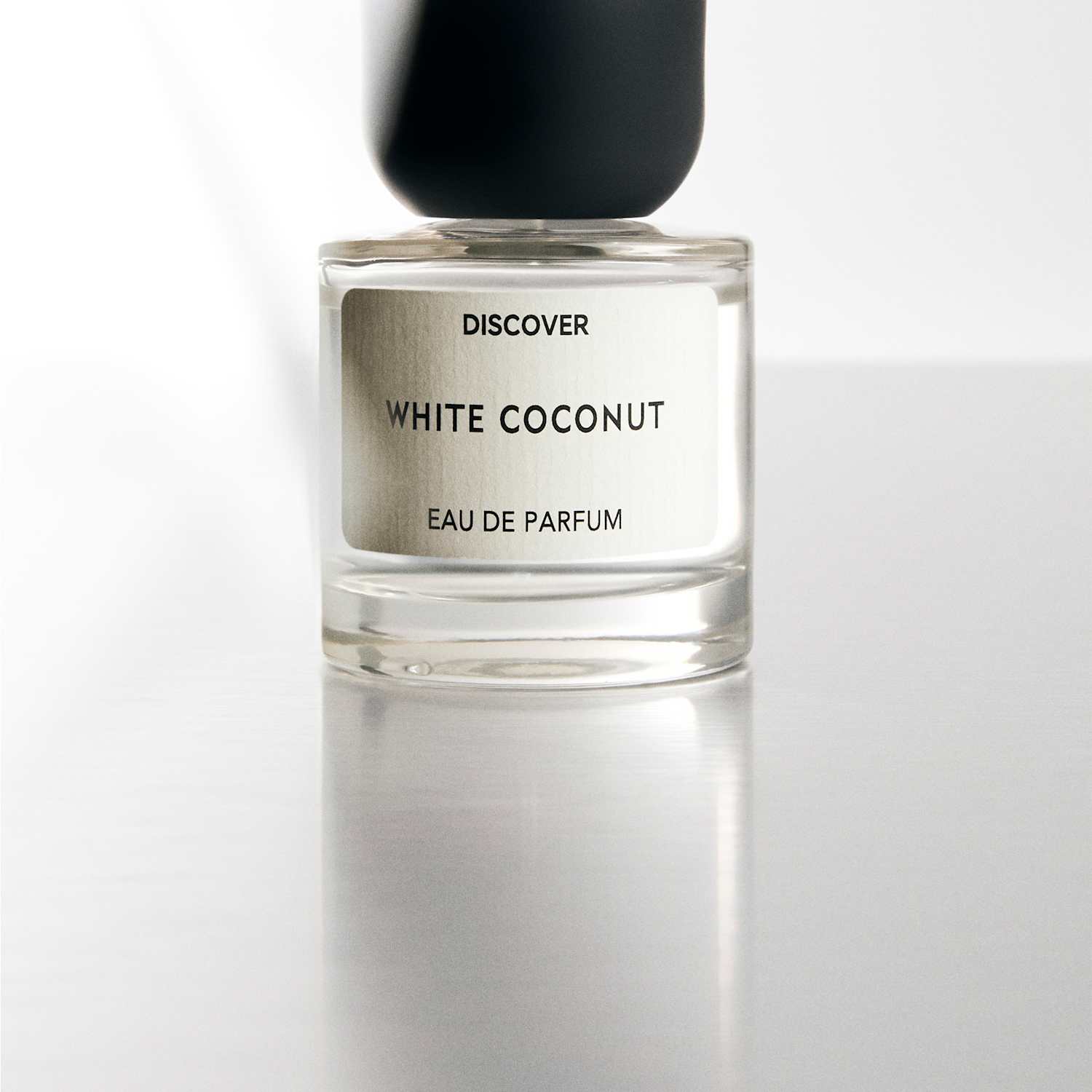 Discover Women's White Coconut Eau de Parfum 50ml
