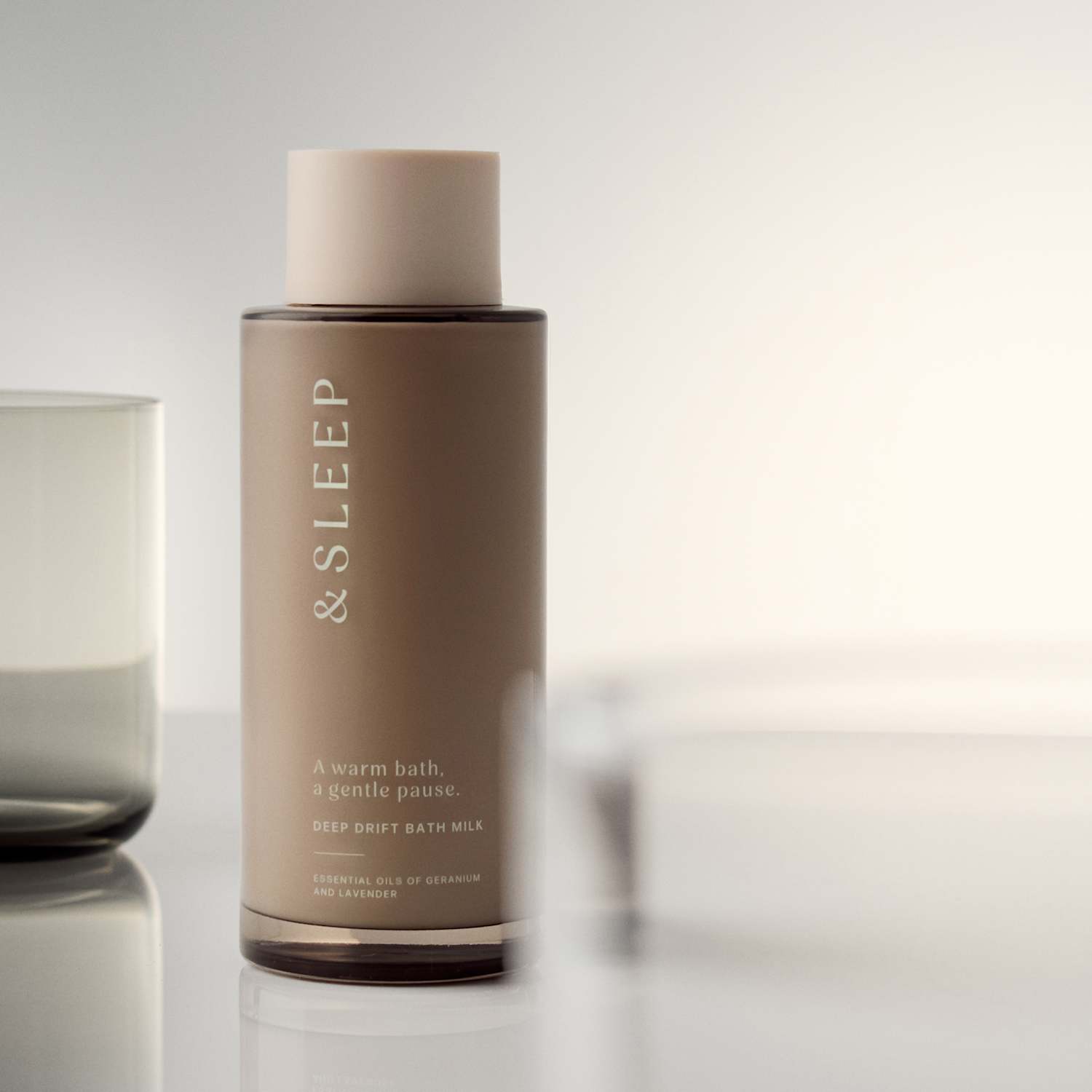 &Sleep Women's Deep Drift Bath Milk 200ml - Available at M&S