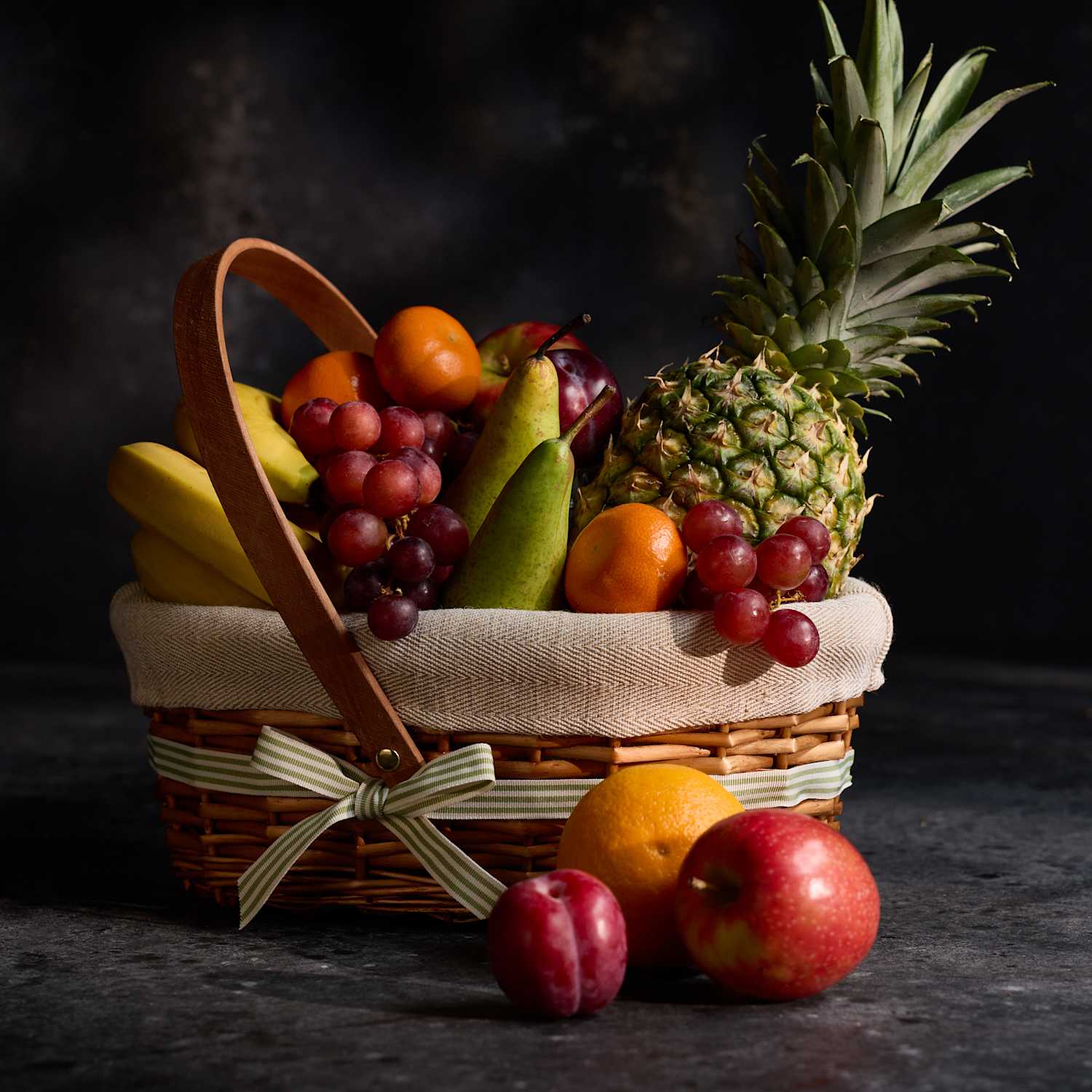 M&S Hampers Medium Fresh Fruit Basket