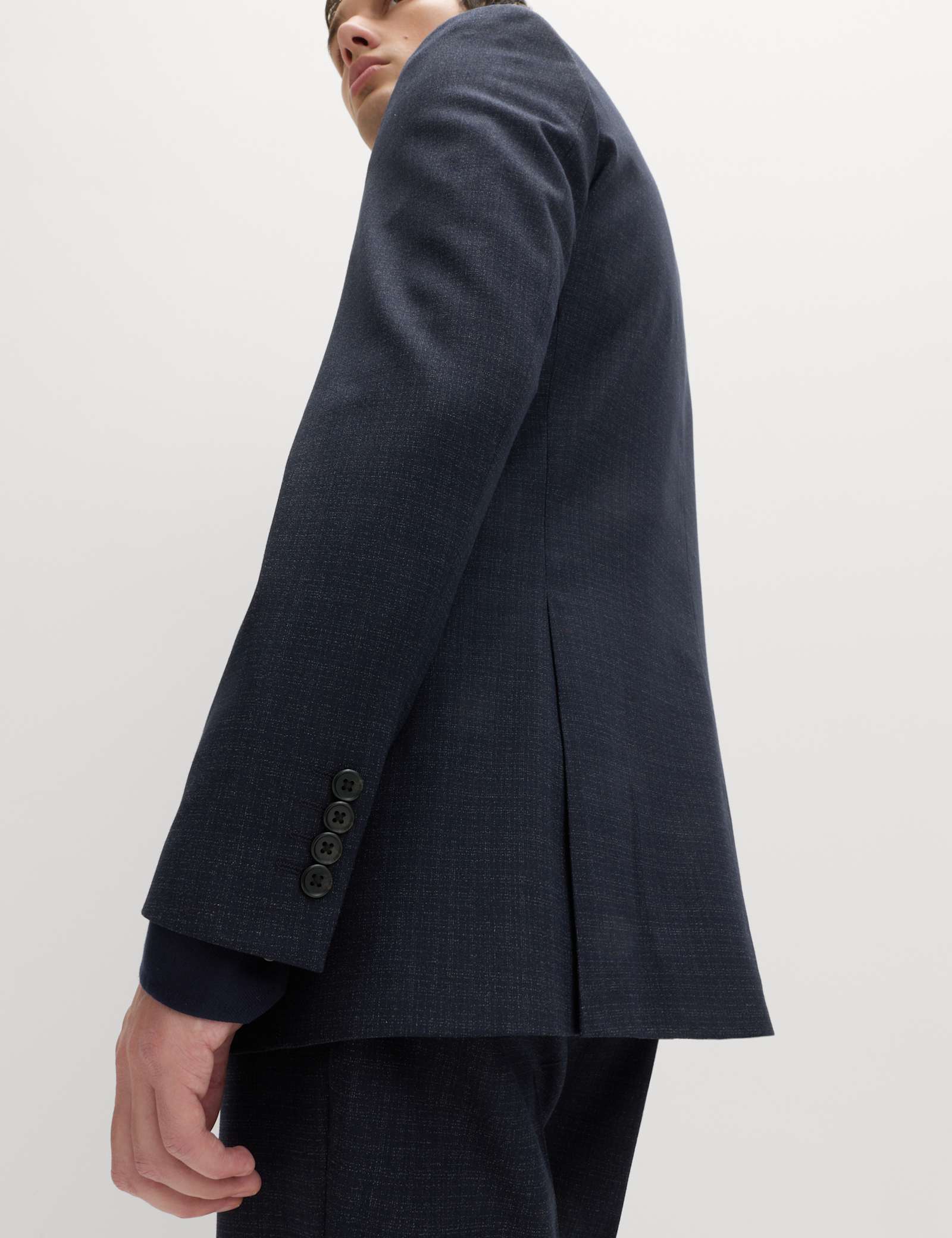 2 Piece Skinny Fit Textured Stretch Suit - image 4