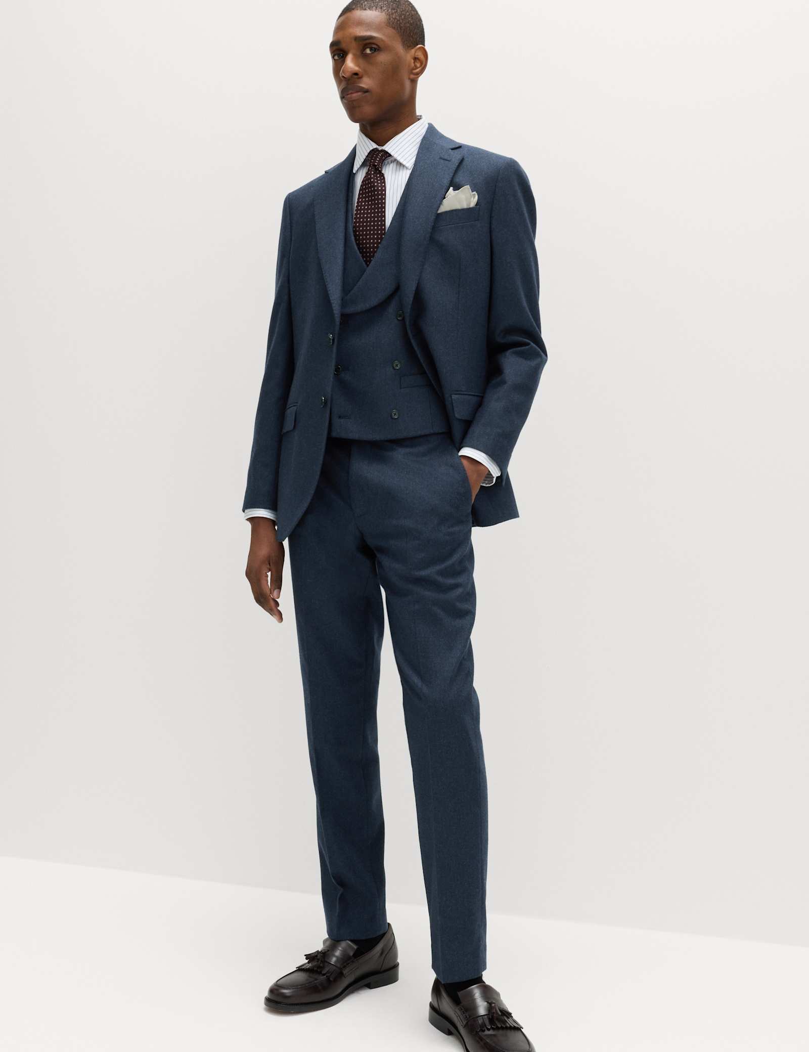 2 Piece Tailored Fit Italian Wool Rich Tweed Suit - image 2