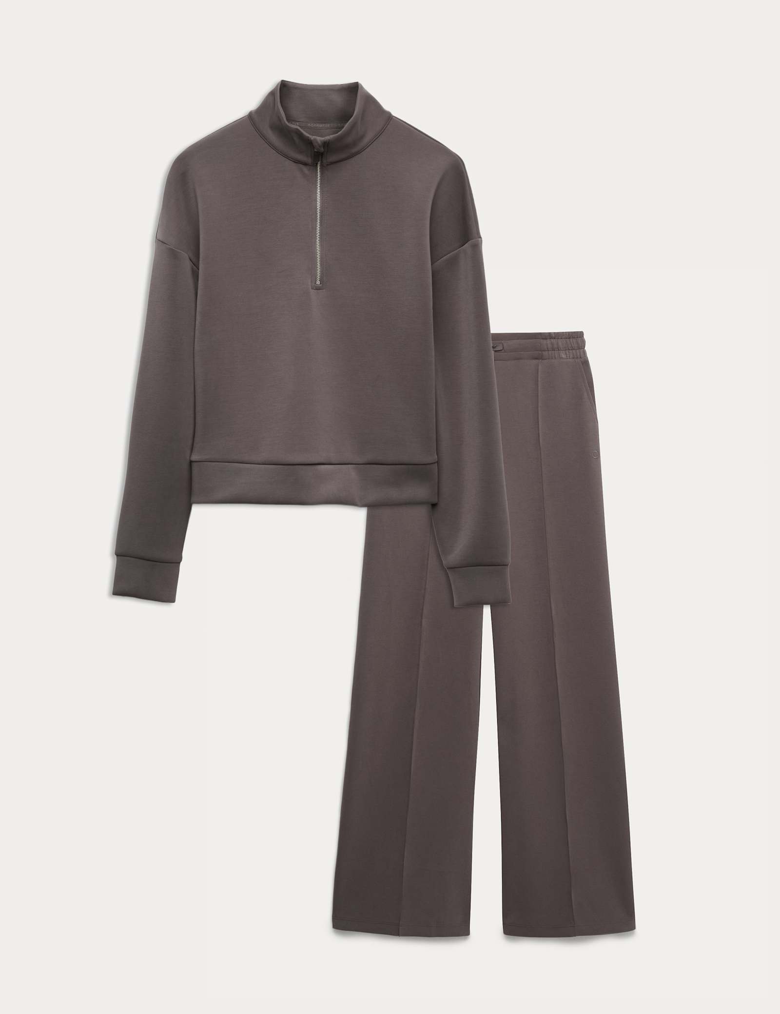 Sweatshirt & Jogger Set - image 2
