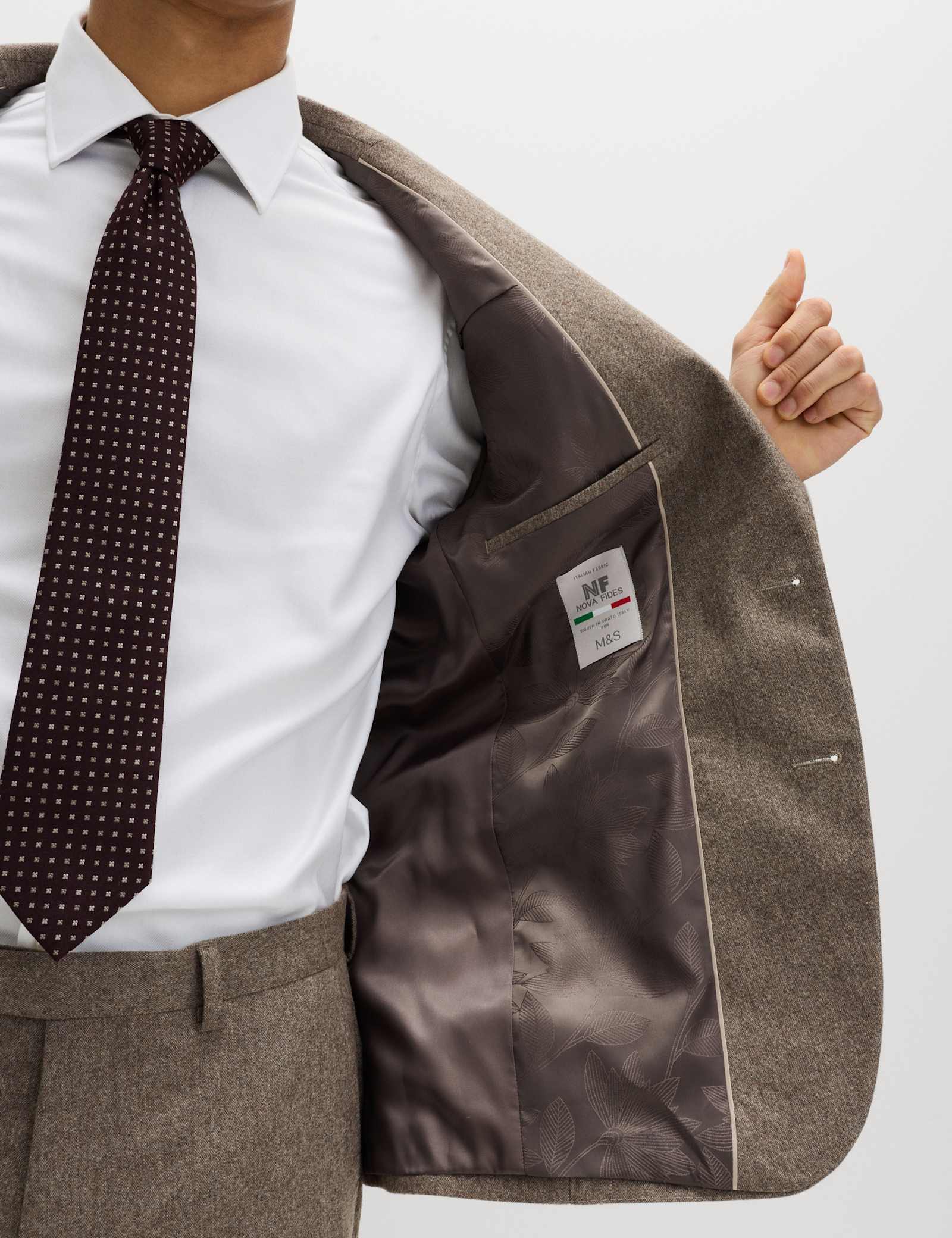 2 Piece Tailored Fit Italian Wool Rich Tweed Suit - image 5